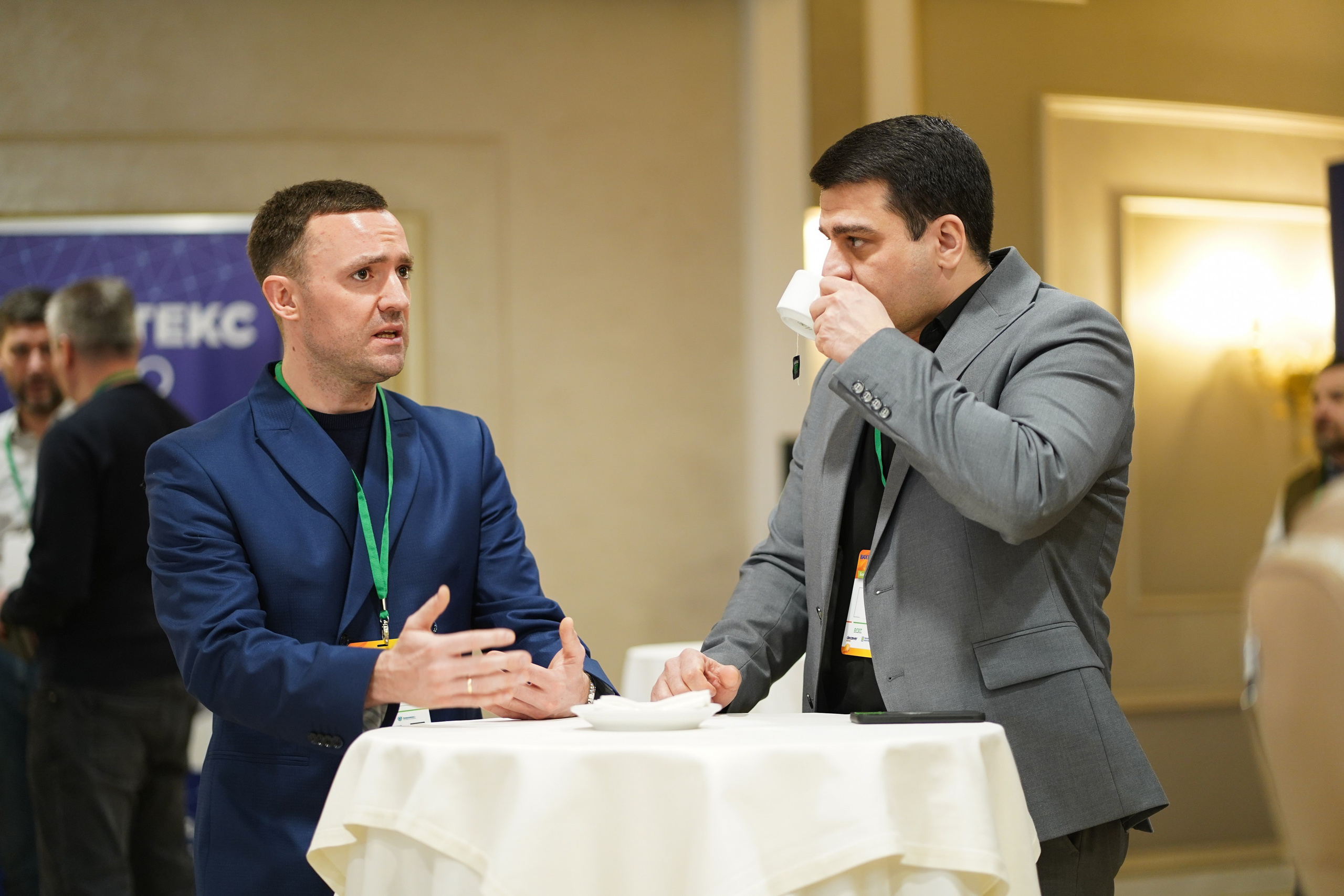 Малоэтажная страна конференция. Фотограф