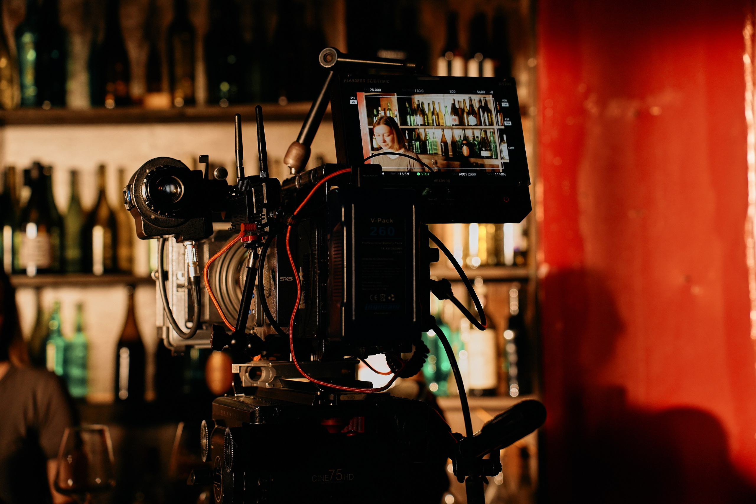 БЭКИ со съемок. Фотограф