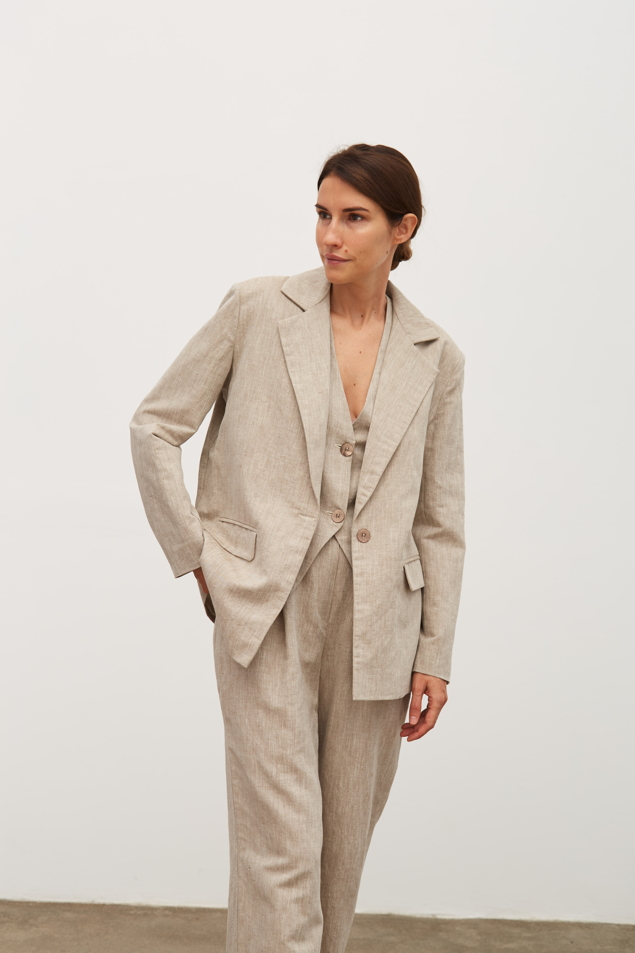 Каталог для бренда Radkevichi. Fashion фотограф в Москве Ксения Чупрунова