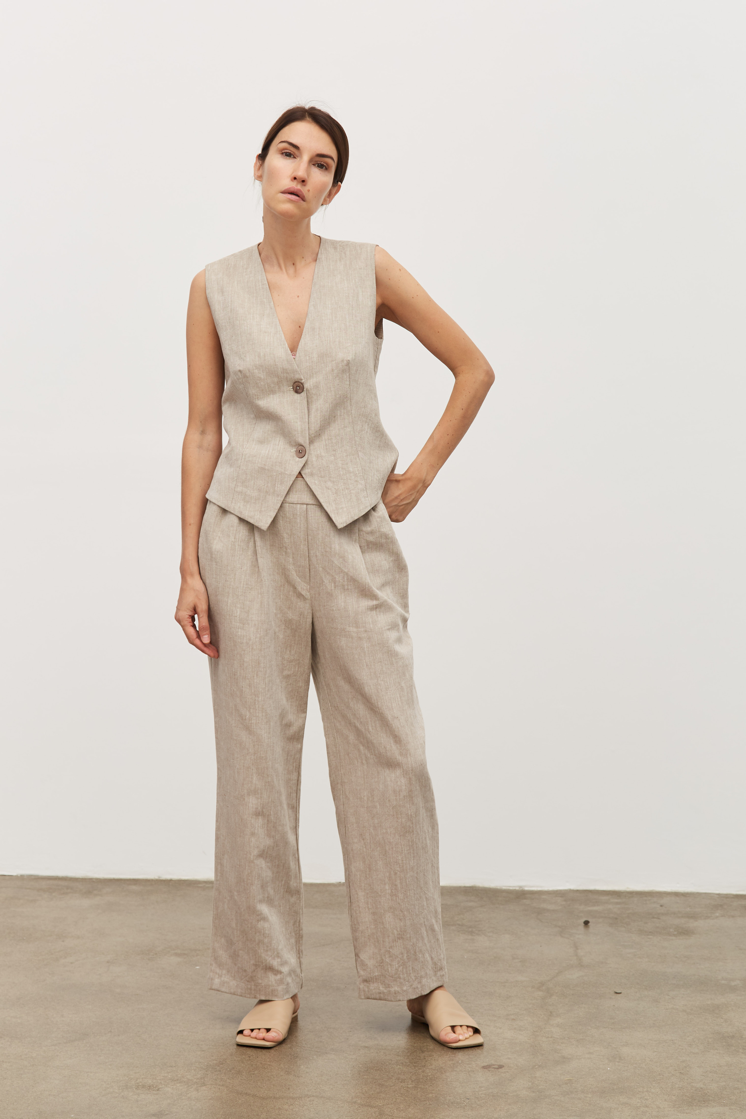 Каталог для бренда Radkevichi. Fashion фотограф в Москве Ксения Чупрунова