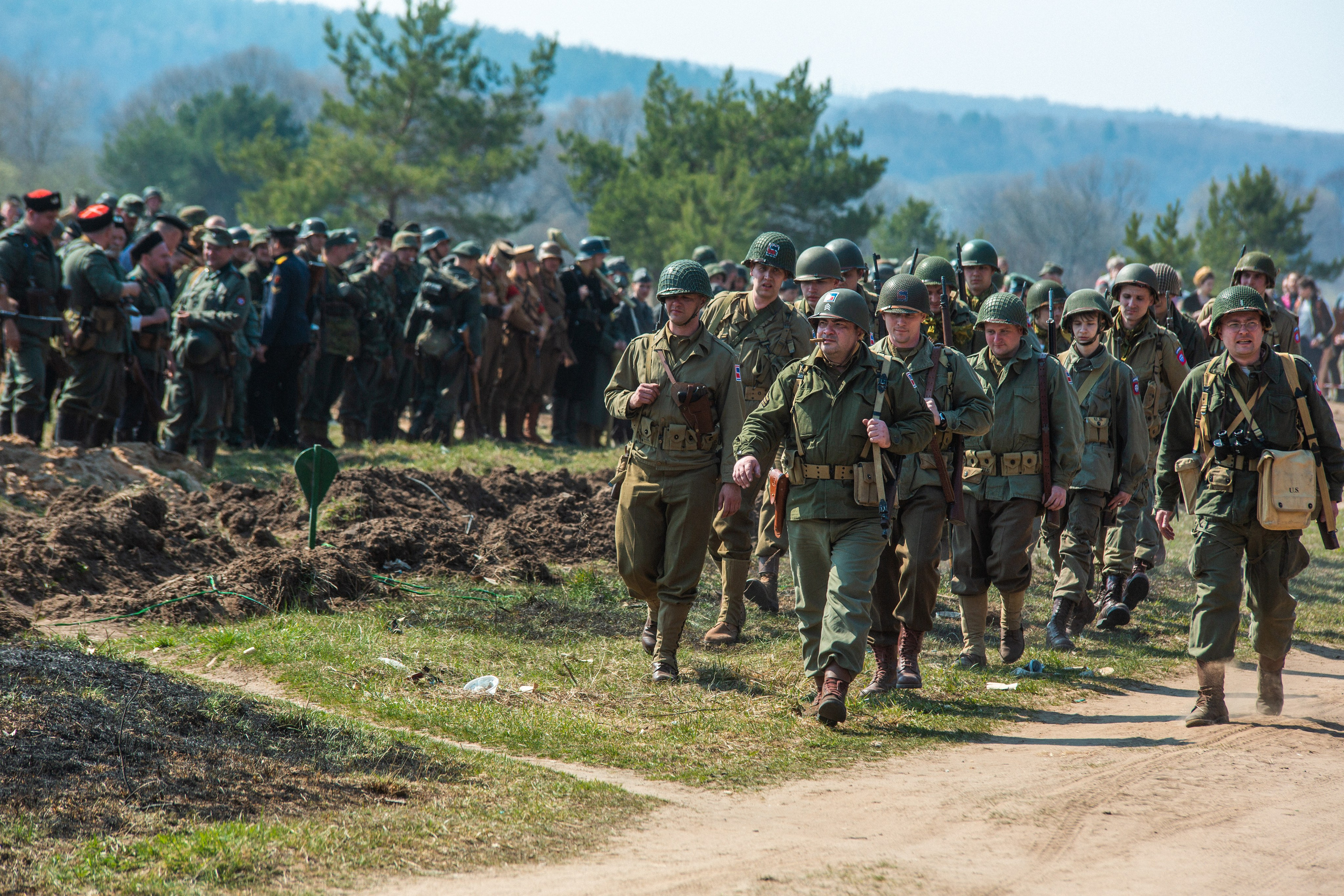 РЕКОНСТРУКЦИЯ БОЯ — ВОВ — БИТВА ЗА ГОРОД. Профессиональный фотограф в Мценске и Орловской области