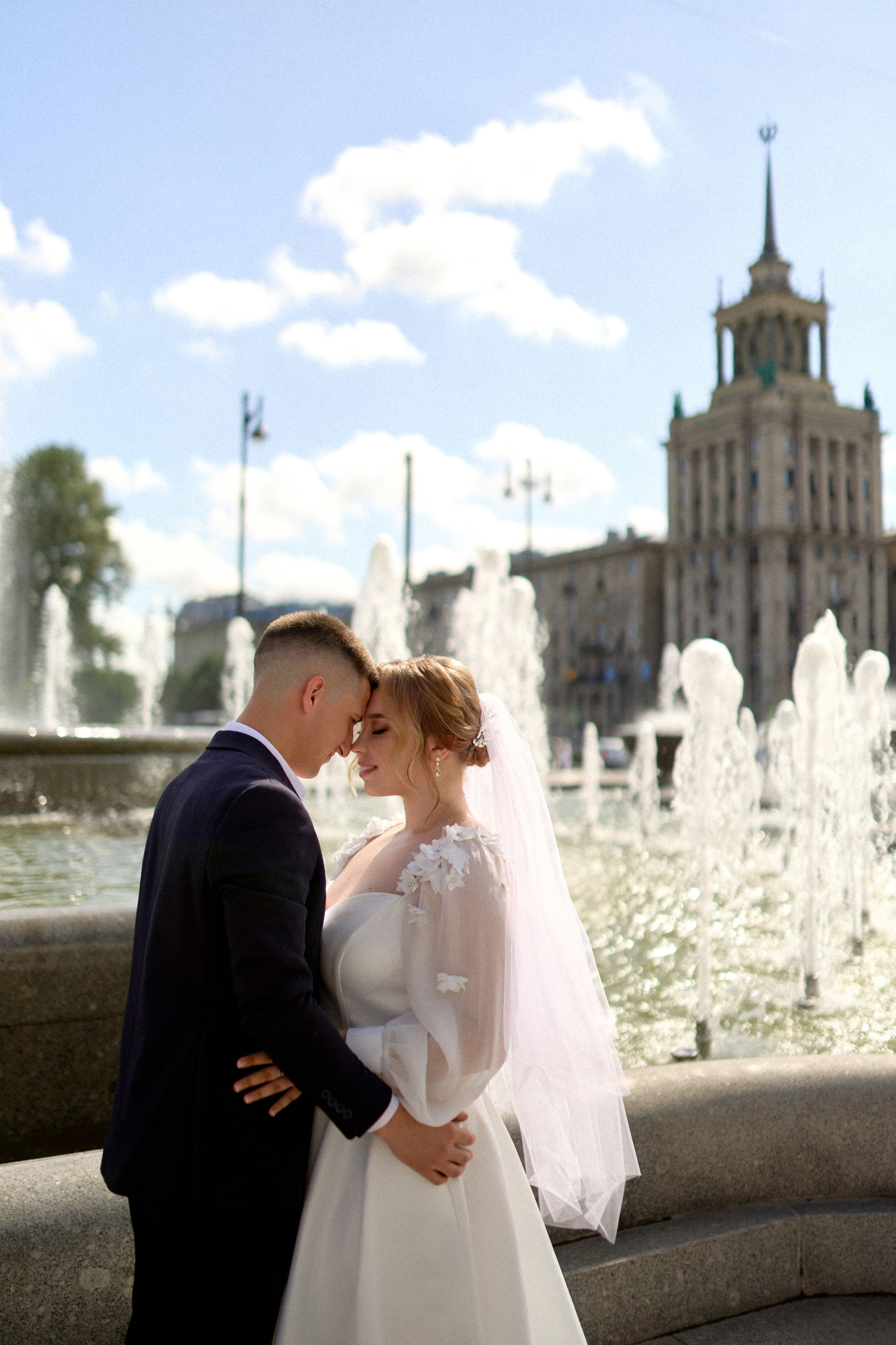 Свадебная Фотосессия в Парке Победы. Сестры Карабаза. Фотографы и ретушеры в Москве и Санкт-Петербурге