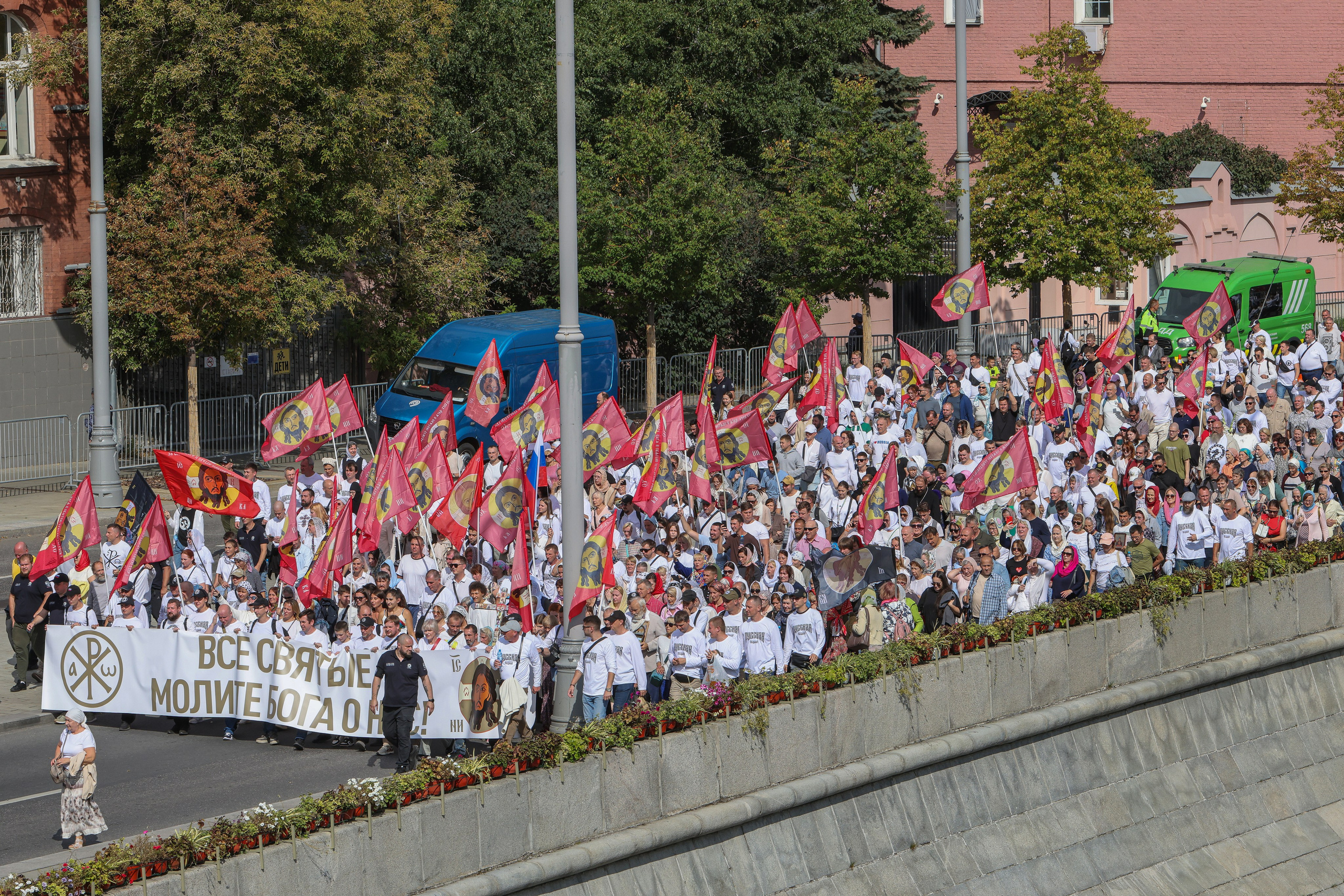 Общегородской Крестный ход. Фотограф Сергей Ловкий