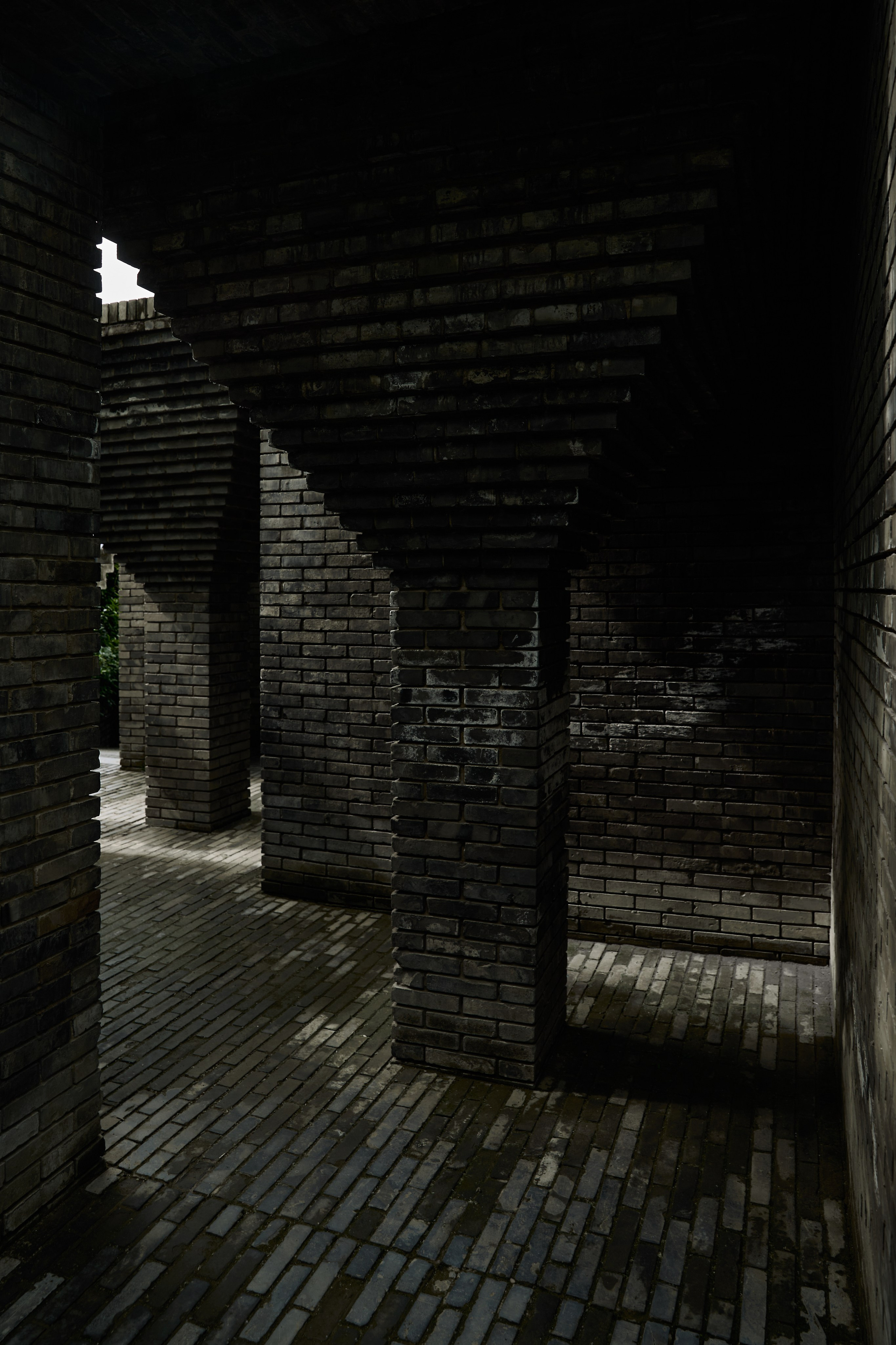 BRICK GALLERY. Предметный фотограф SHONGIN SERGEI