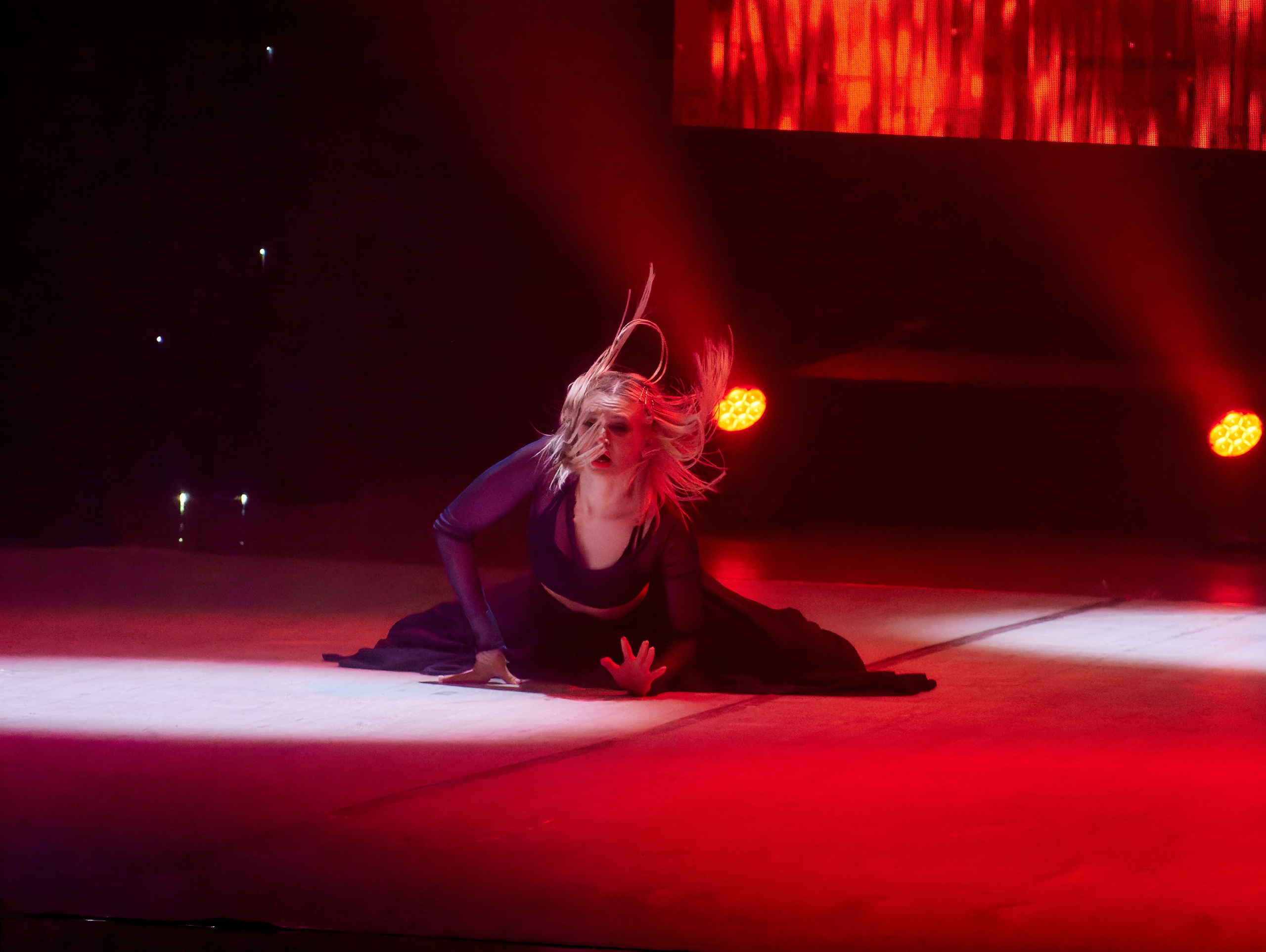 TODES-это уникальный танцевальный мир, вселенная Аллы Духовой!. Семейный и детский фотограф в Междуреченск Олег Бамбульский