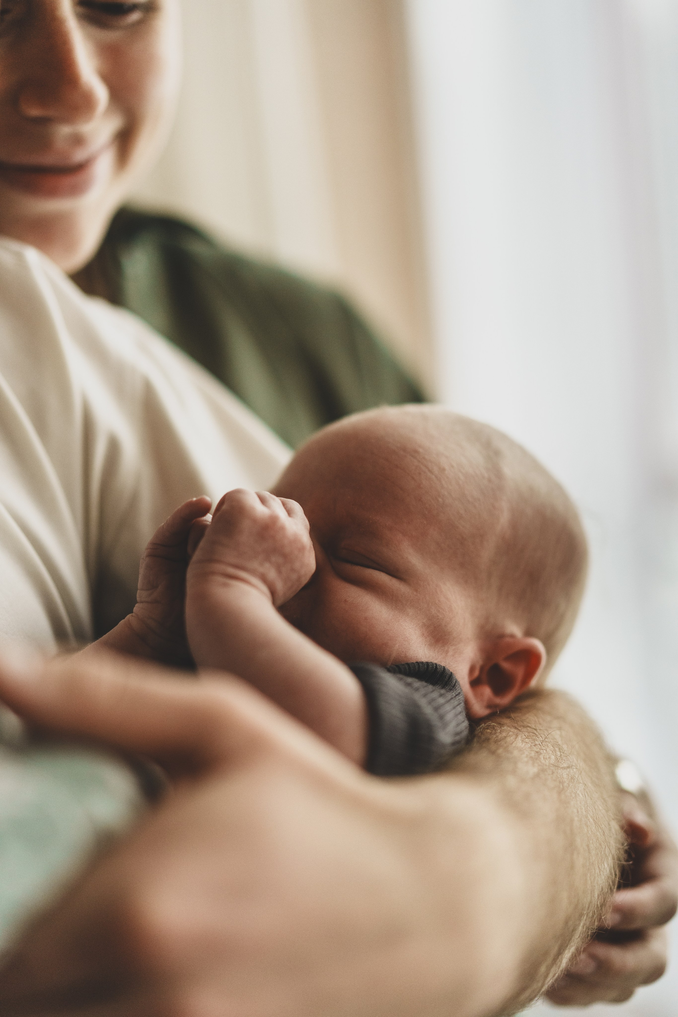 Малютка Аглая с родителями. Семейный и детский фотограф и видеограф в Москве, Серпухове и Тарусе Валерия Сорокина