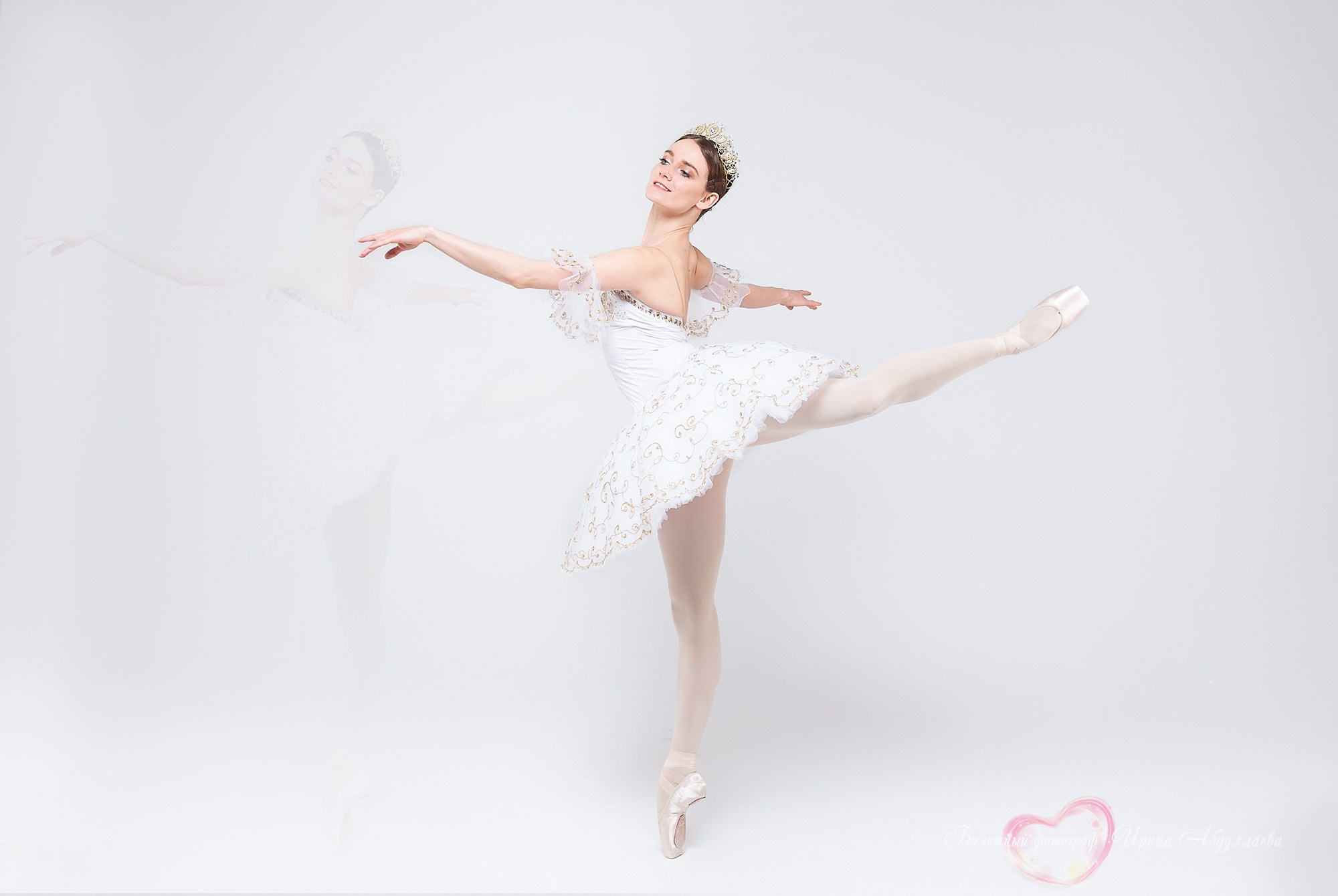 Ведущая балерина Классического национального балета Марина Окунева