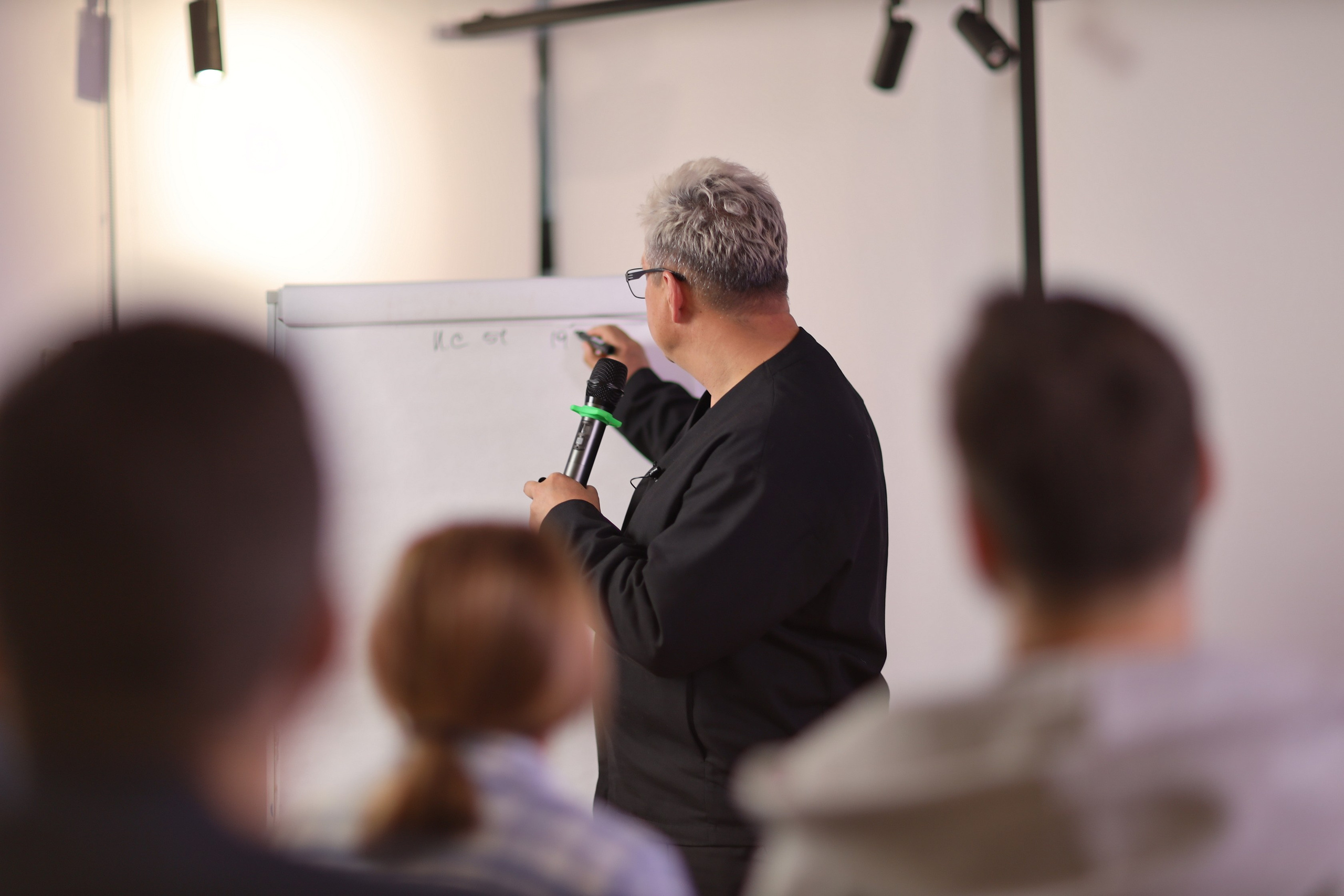 МастерМайнд 1.2. Съемка в студии под ваш запрос, студийные съемки, фотографии архитектурных объектов — Александр Евстигнеев — фотограф Москва