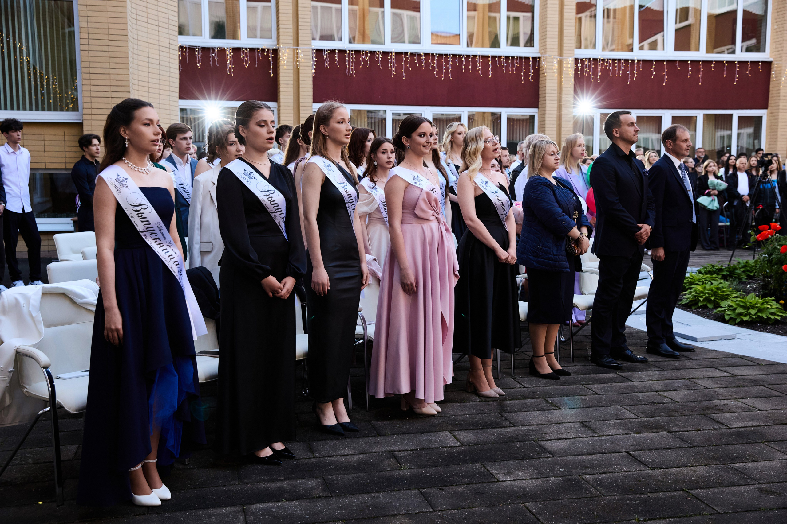 Выпускной 11 класс. Свадебная, репортажная фотосъемка и видеосъемка в Минске. Илья и Юлия Ширмановы. Фотограф | Видеограф | Минск