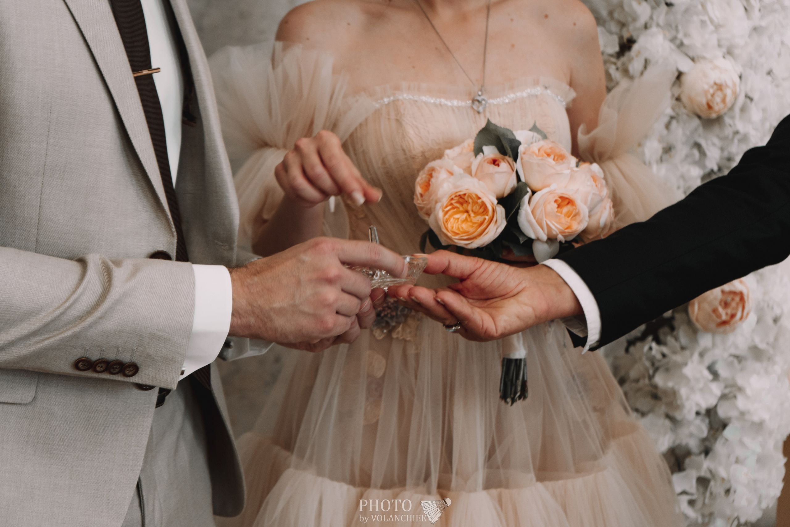 Свадебная фотосессия. Photo by Volanchiek