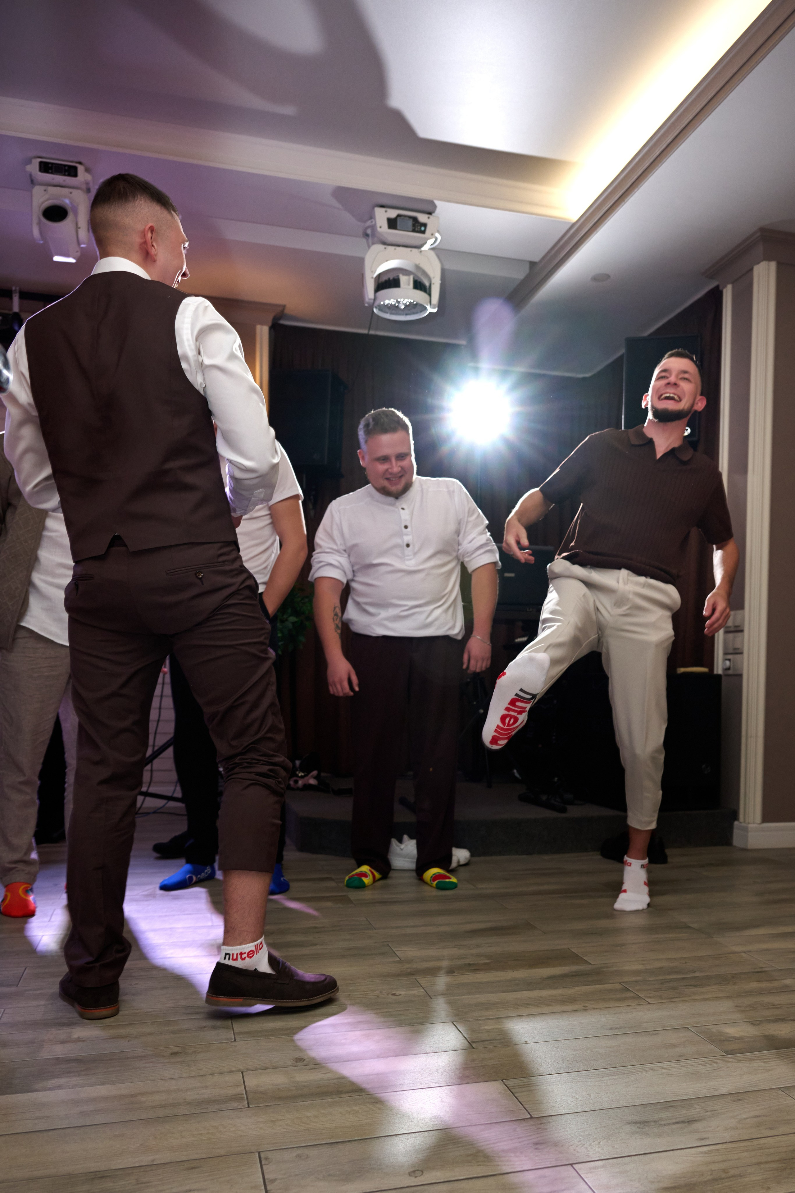 Свадьба Дениса и Валерии в Старом Осколе. Профессиональный фотограф Старый Оскол, Губкин — свадьба, венчание, крещение, юбилей и день рождения