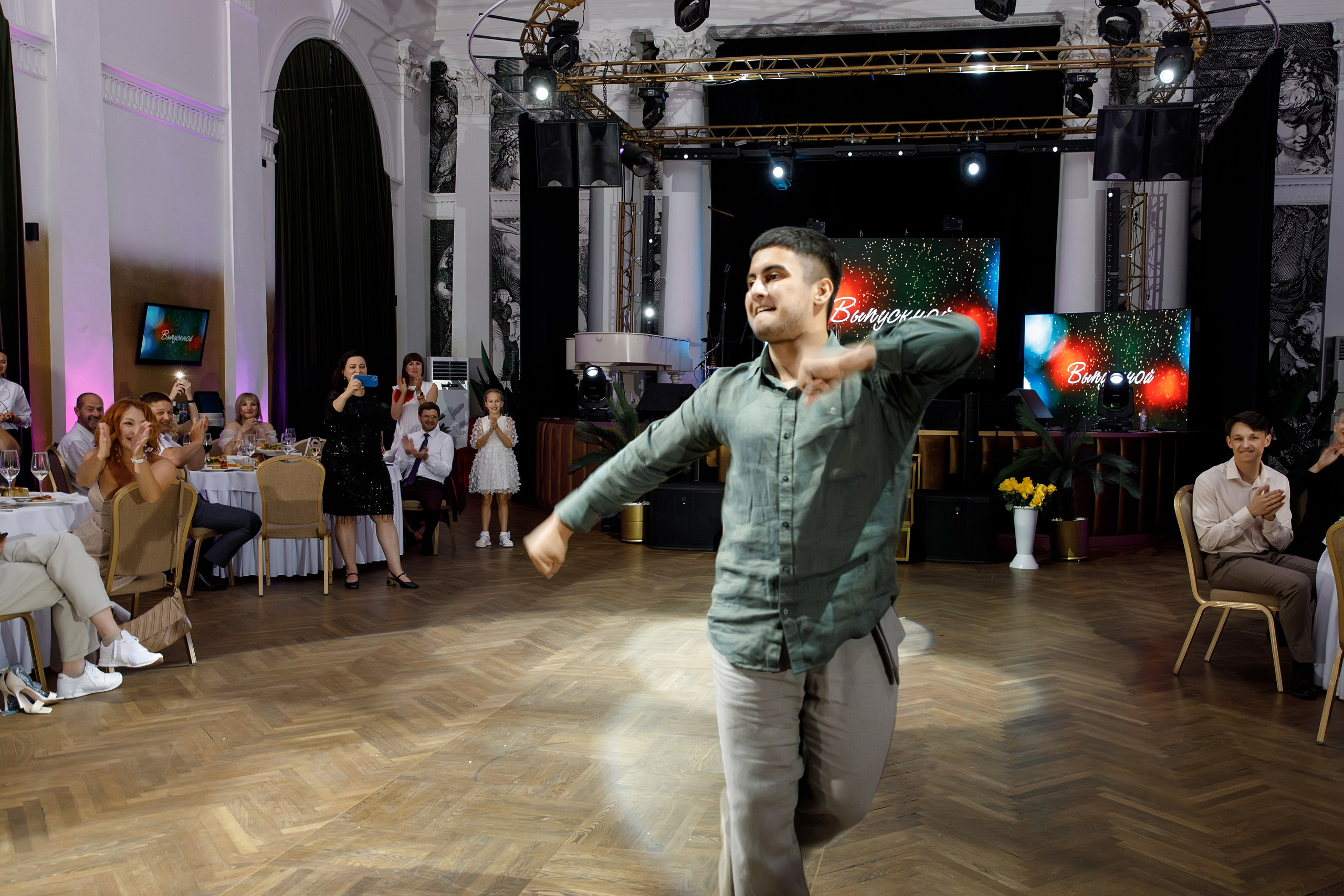 Выпускной, 11А. Татьяна Мирзоян