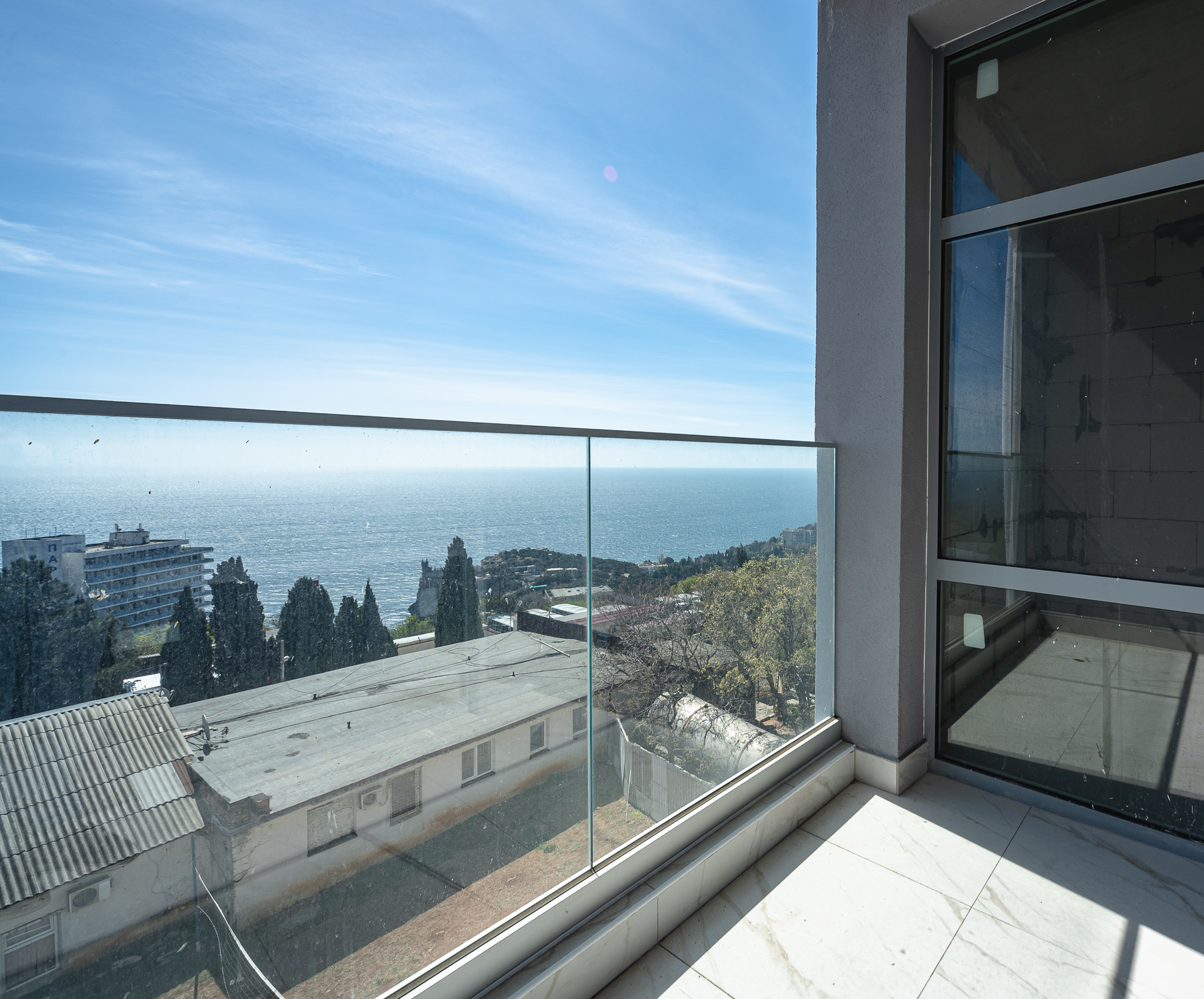 Съемка строящегося объекта. ЖК Видовой, Ялта, район замка Ласточкино Гнездо. Фотограф интерьеров Фотосъемка рекламы в Ялте и по Крыму