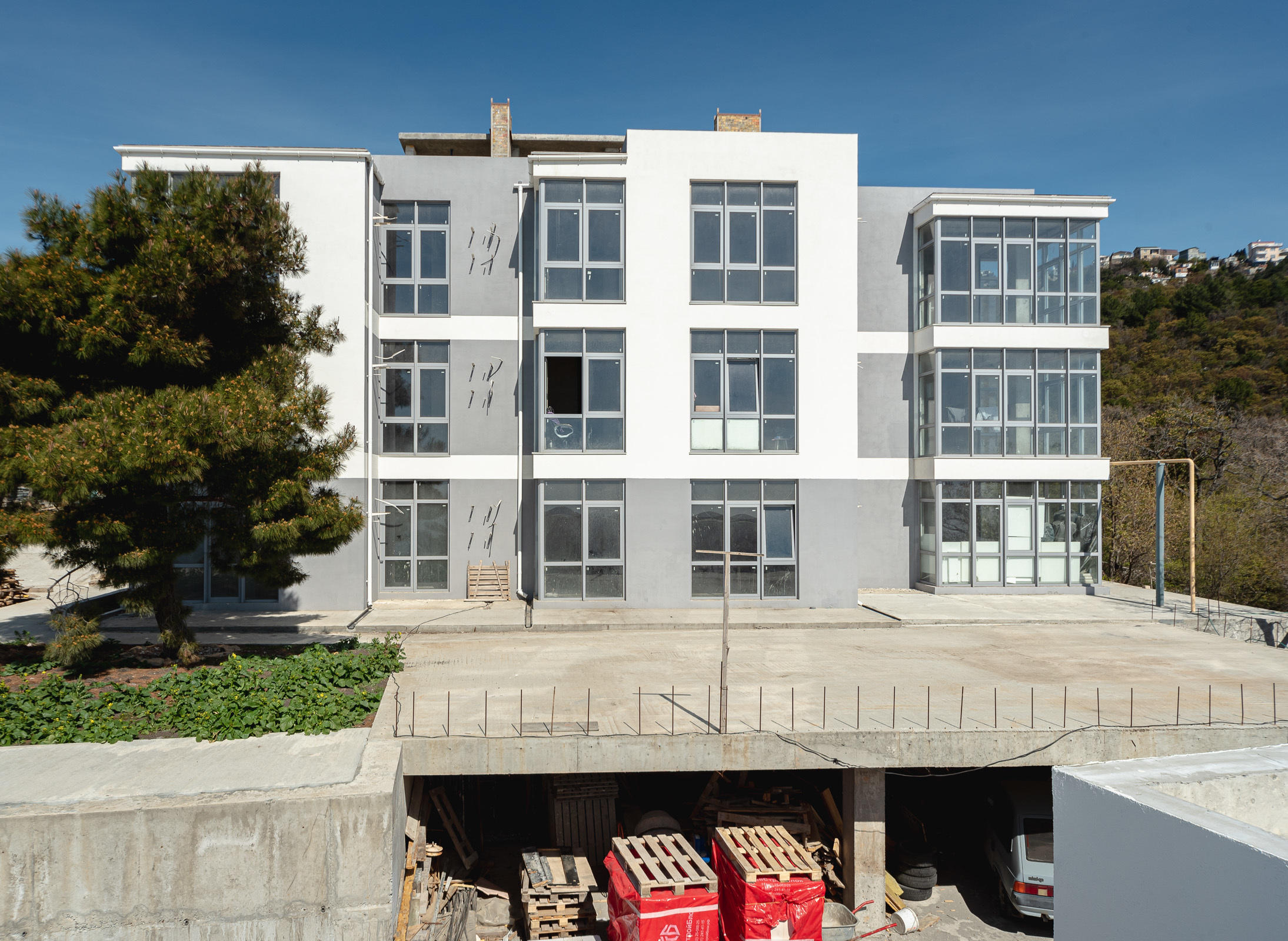 Съемка строящегося объекта. ЖК Видовой, Ялта, район замка Ласточкино Гнездо. Фотограф интерьеров Фотосъемка рекламы в Ялте и по Крыму