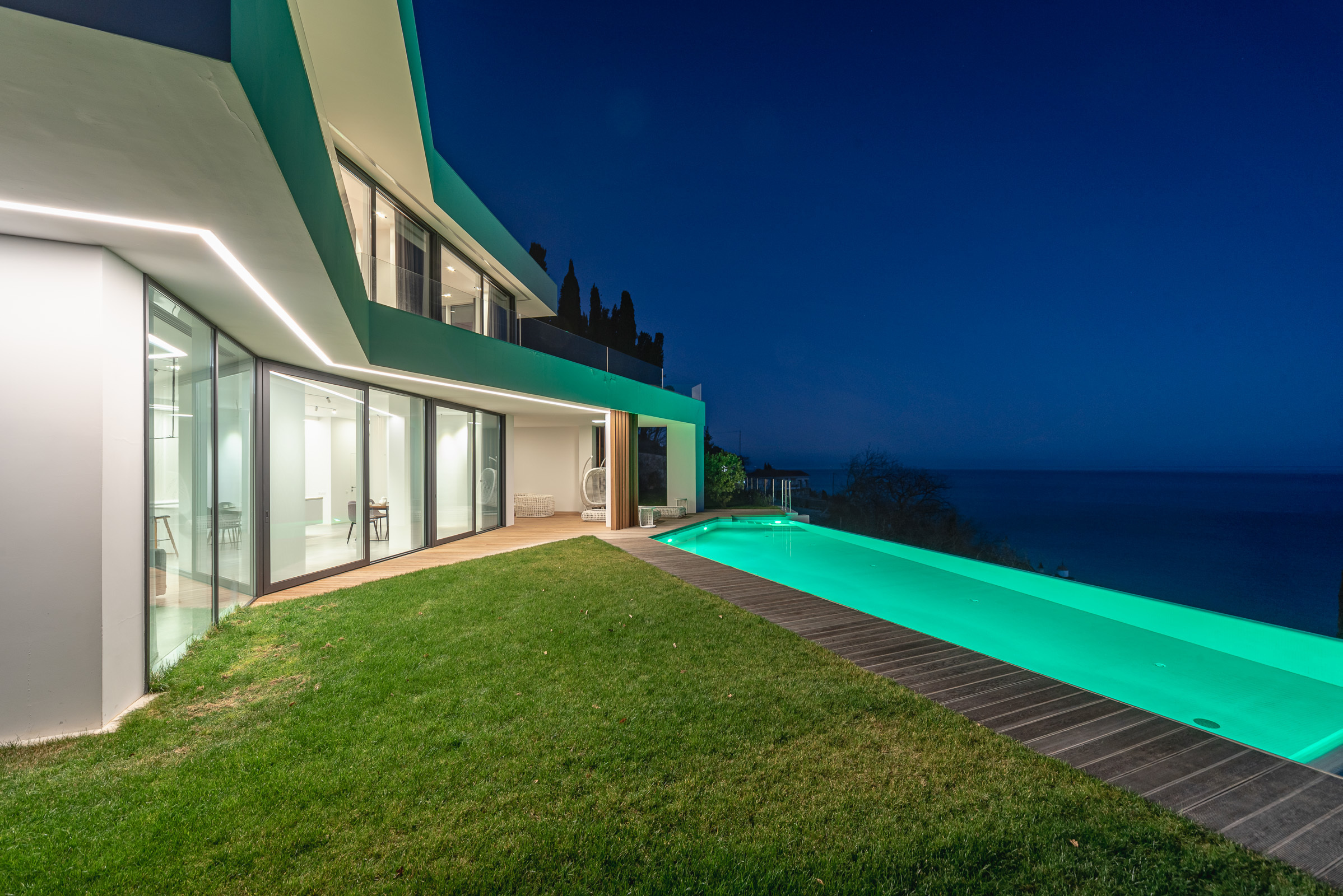 Фотосессия виллы в Крыму с видом на море. Фотограф интерьеров Фотосъемка рекламы в Ялте и по Крыму