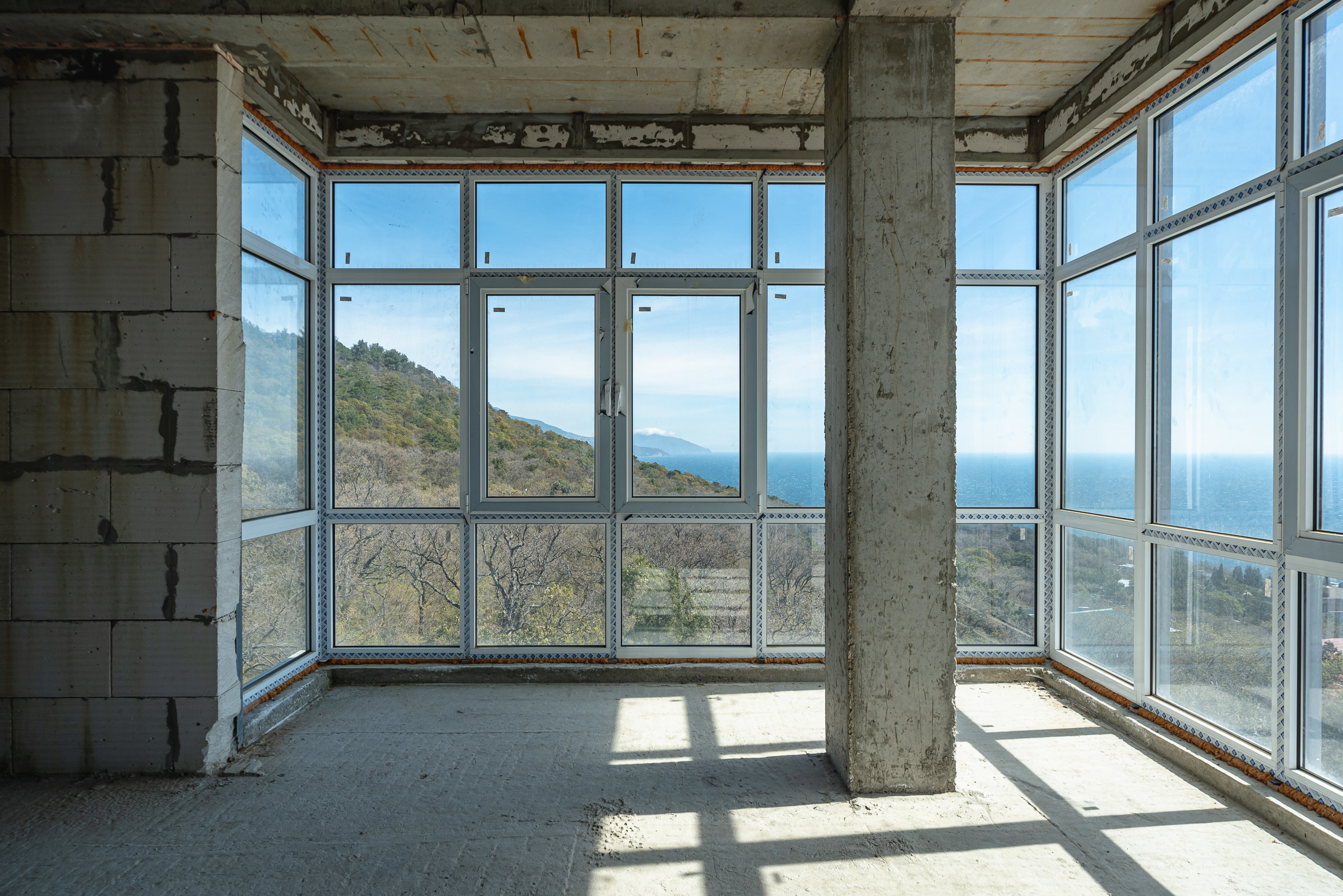 Съемка строящегося объекта. ЖК Видовой, Ялта, район замка Ласточкино Гнездо. Фотограф интерьеров Фотосъемка рекламы в Ялте и по Крыму