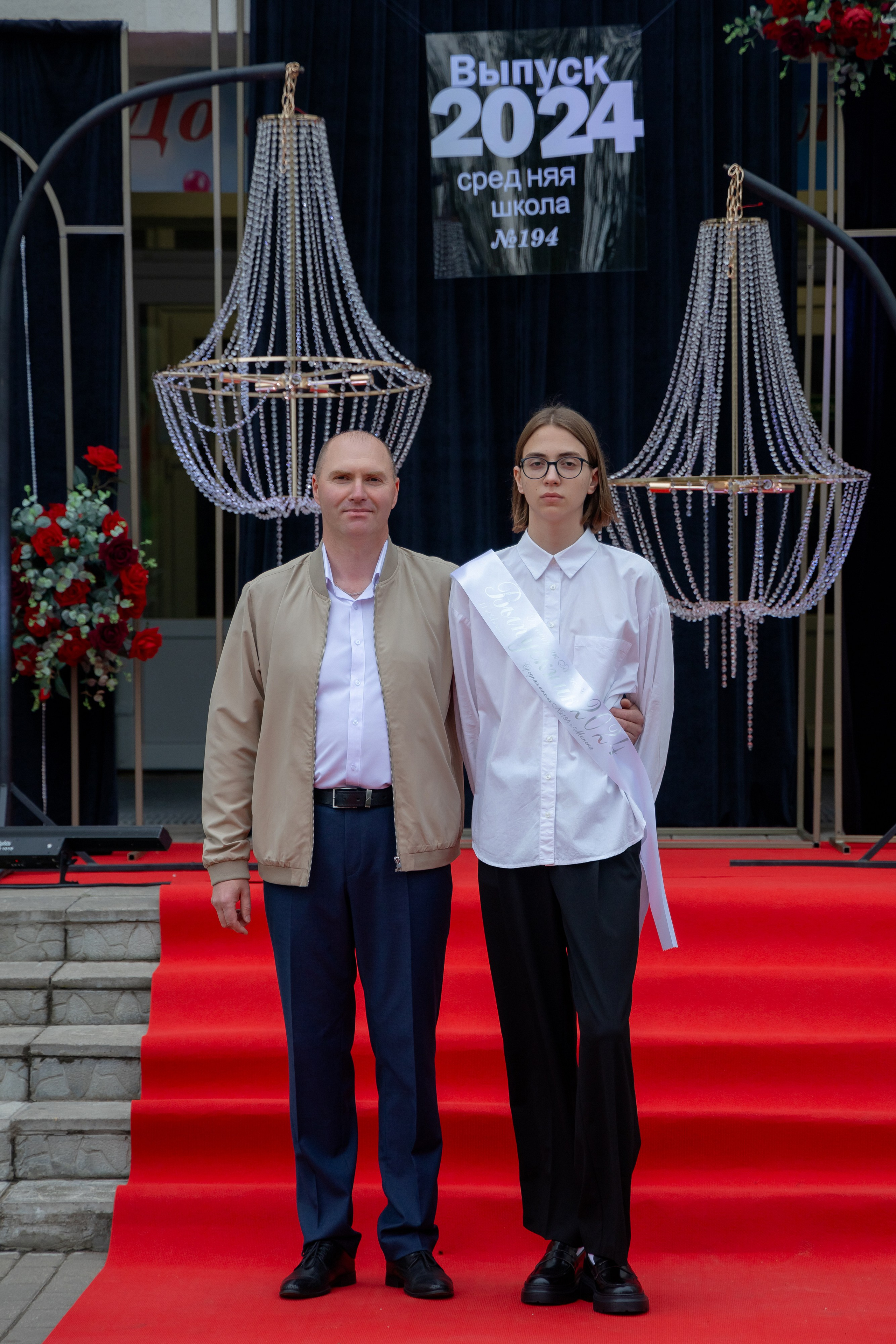 Школьный выпускной 2024 год в Соколе (Минск). Свадебный фотограф в Минске/Беларуси Сергей Спиридонов