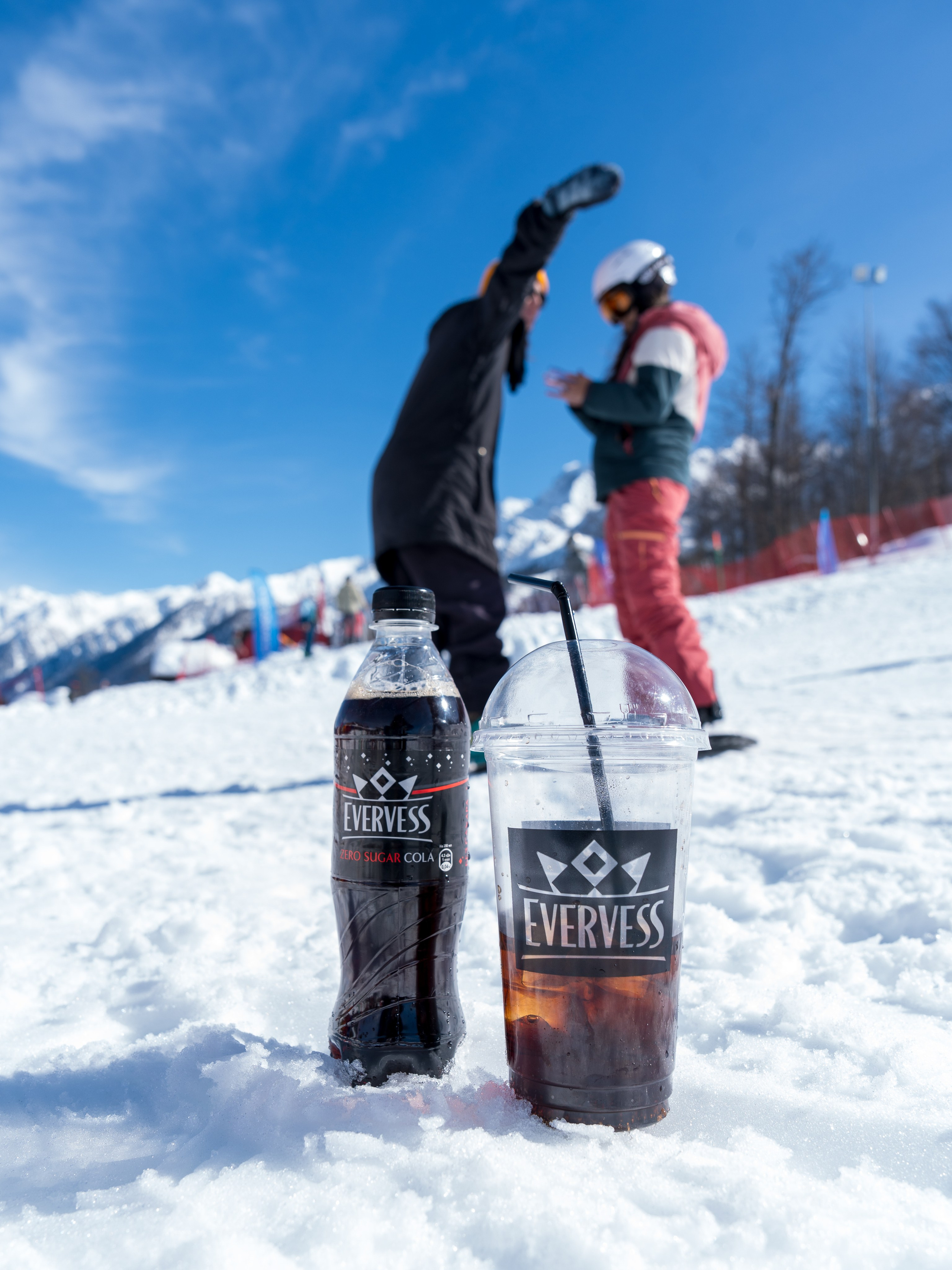 Компания «EVERVESS»: отчет с точек продаж на курортах Красной Поляны. Репортажный фотограф в Красной Поляне и Сочи Павлюченко Екатерина