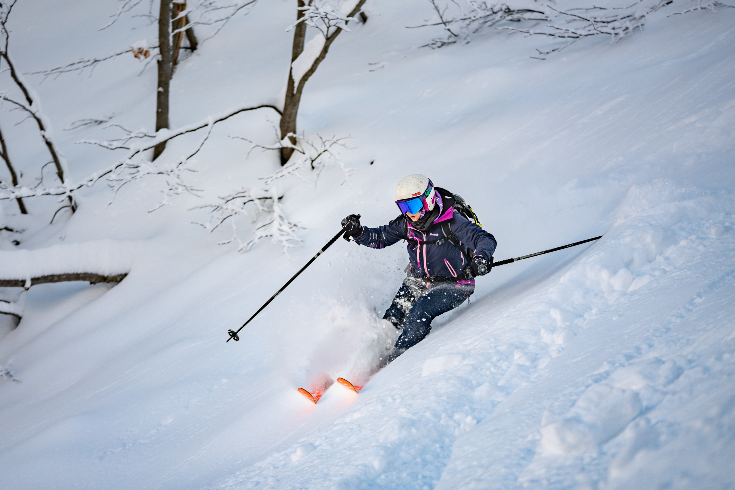 Внетрассовое катание в рамках фрирайд кэмпа с Еленой Ануфриковой. Репортажный фотограф в Красной Поляне и Сочи Павлюченко Екатерина