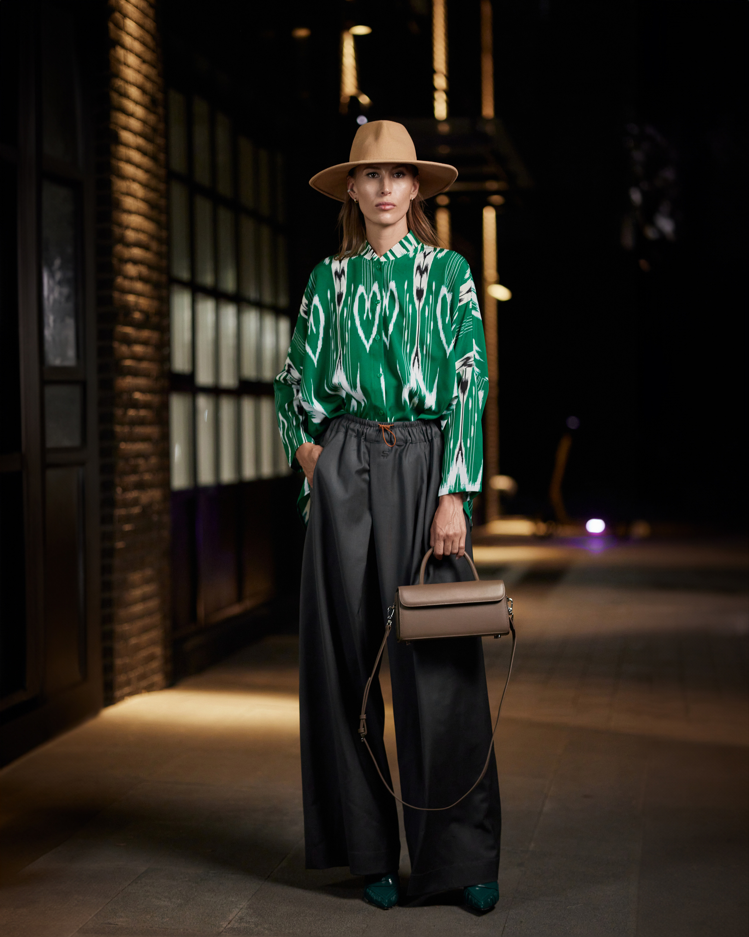 Street style slt. Коммерческий фотограф