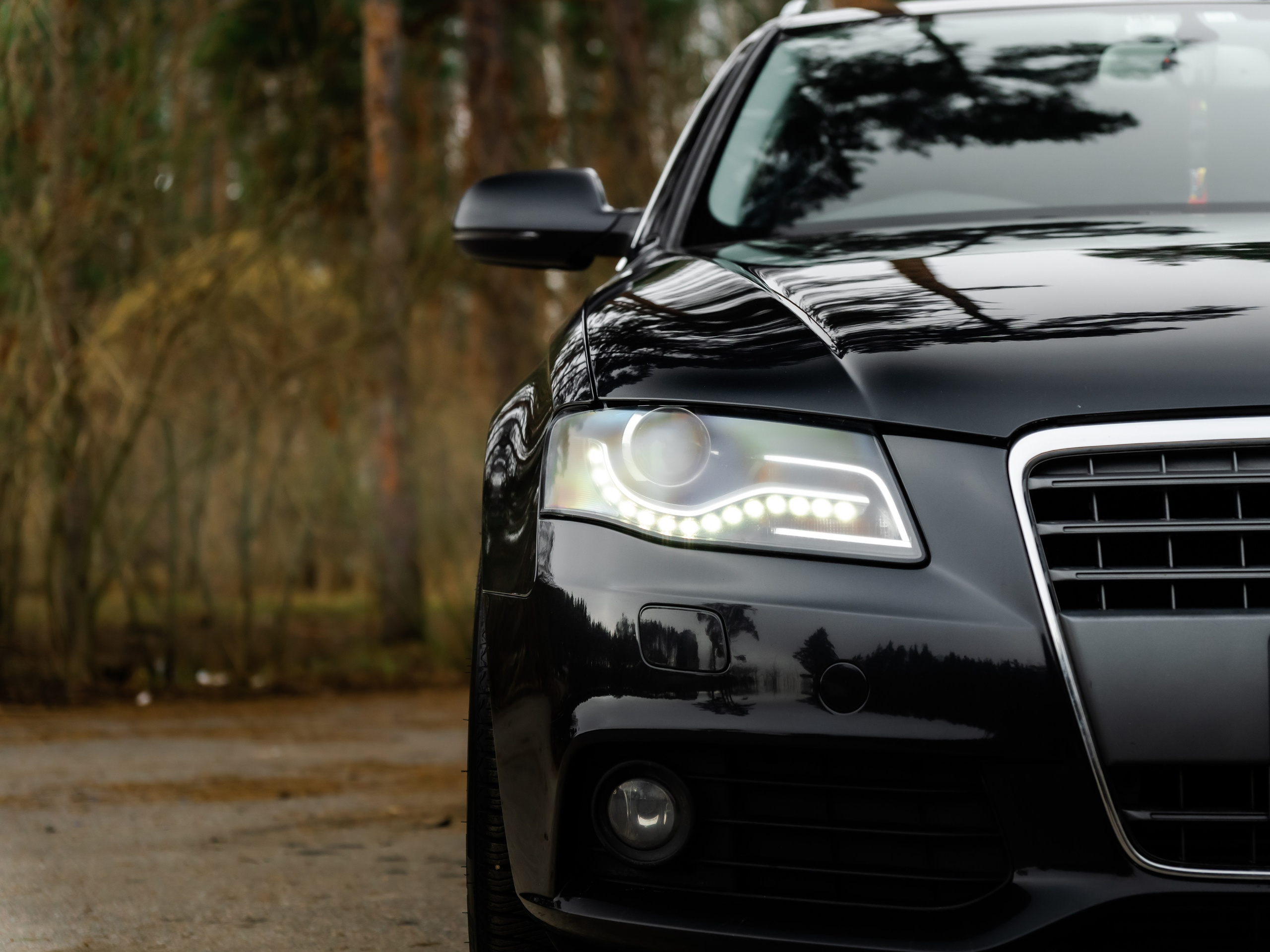 AUDI A4 B8 AVANT. Opasnophoto