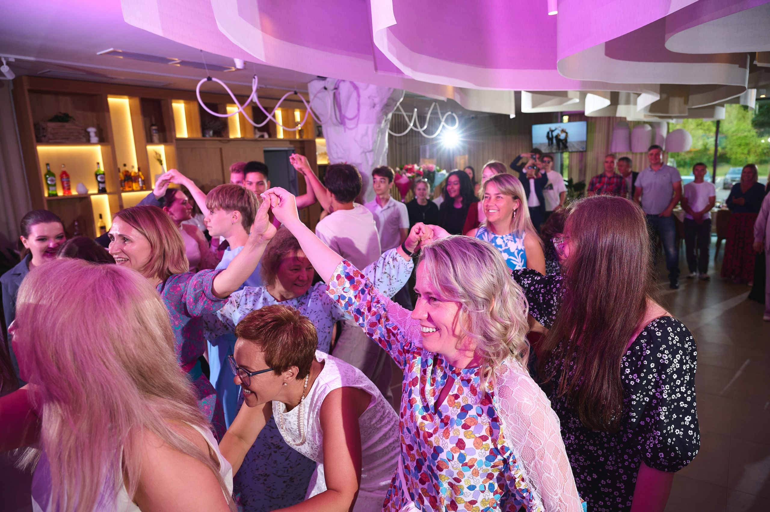 Репортажная съёмка выпускного 9-11 классы. Выпускной альбом Выборг, Каменногорск, Светогорск, Санкт-Петербург