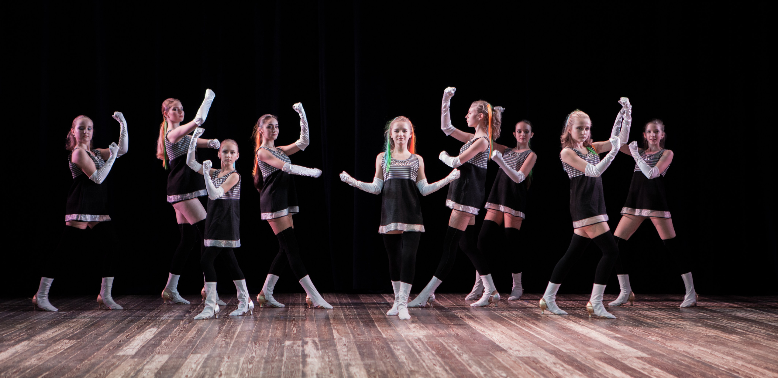 Танцы. Фотография, ретушь, сканирование, восстановление старых фото, интерьерная съёмка, студия. Данилов Александр, Москва