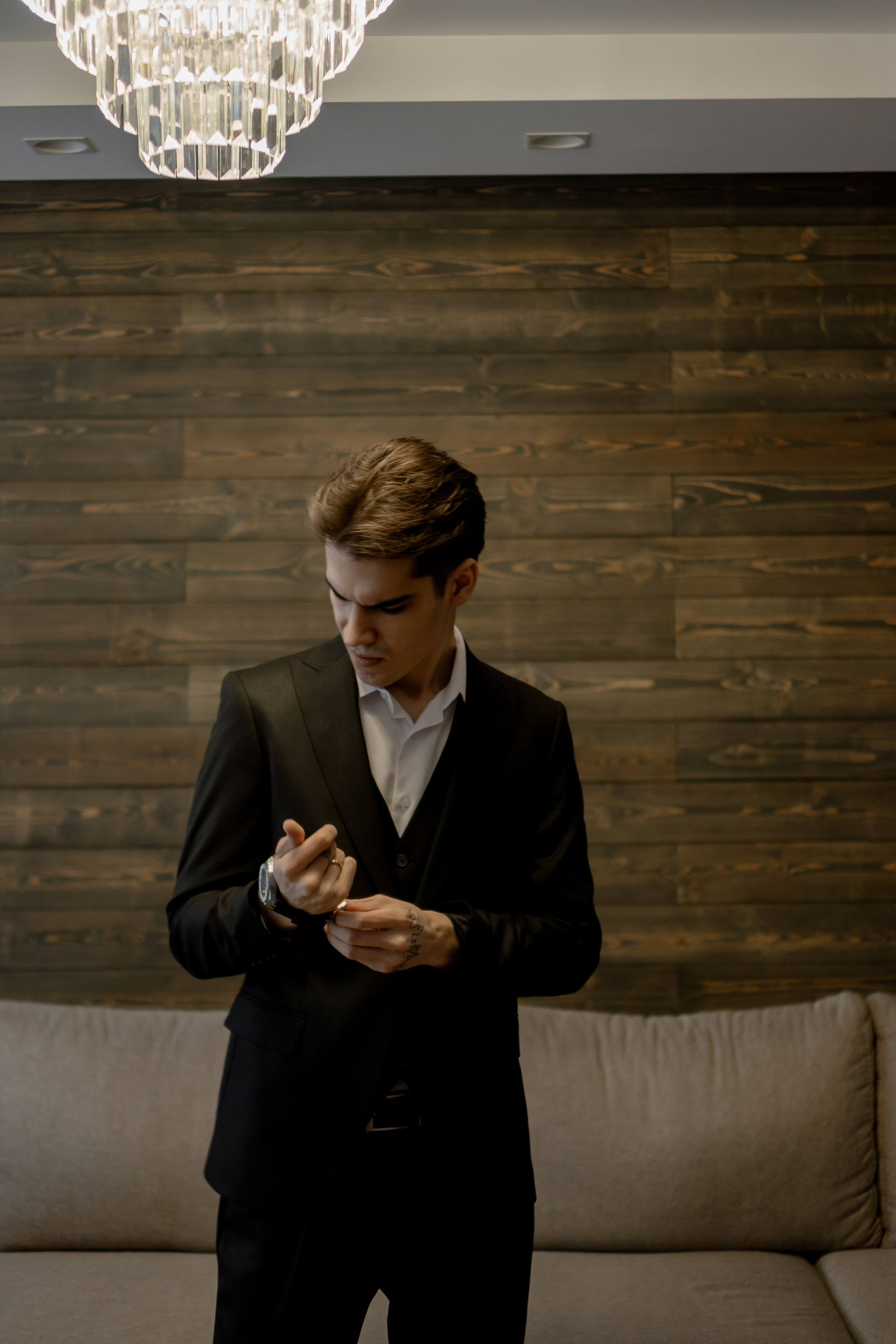 СВАДЕБНАЯ СЬЕМКА СБОРОВ В ОТЕЛЕ И ВЫЕЗД НА ЦЕРЕМОНИЮ (СНЯТО В СИБИРЕ В НИЖНЕВАРТОВСКЕ). Профессиональный фотограф, Санкт-Петербург — Виктория Богомолова