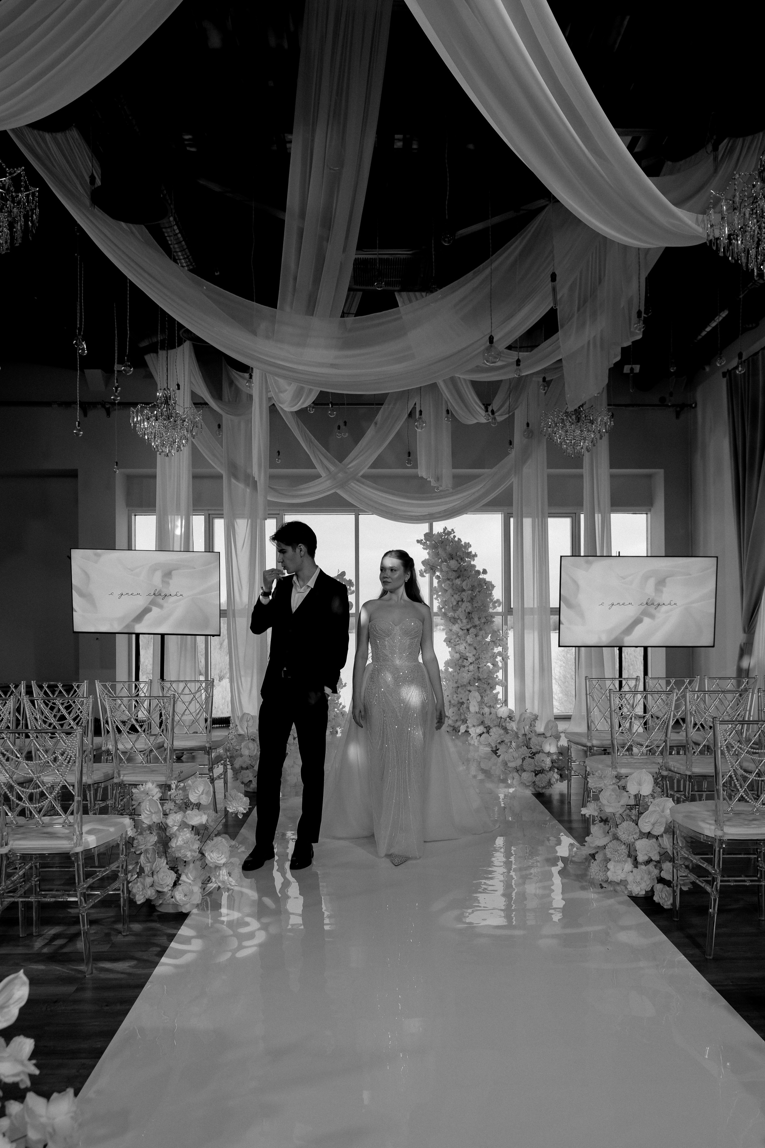 СВАДЕБНАЯ СЬЕМКА СБОРОВ В ОТЕЛЕ И ВЫЕЗД НА ЦЕРЕМОНИЮ (СНЯТО В СИБИРЕ В НИЖНЕВАРТОВСКЕ). Профессиональный фотограф, Санкт-Петербург — Виктория Богомолова