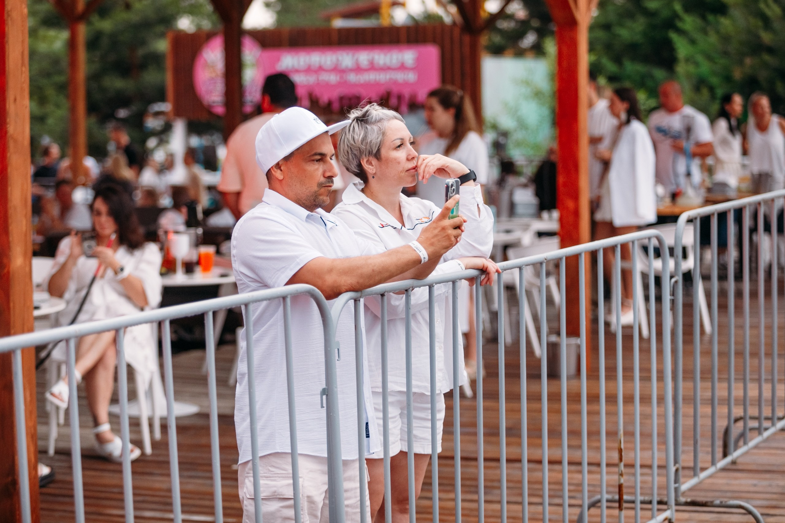 White Party @ Бархат парк. Репортажный фотограф Максим Полянский. Москва, Санкт-Петербург, Красноярск