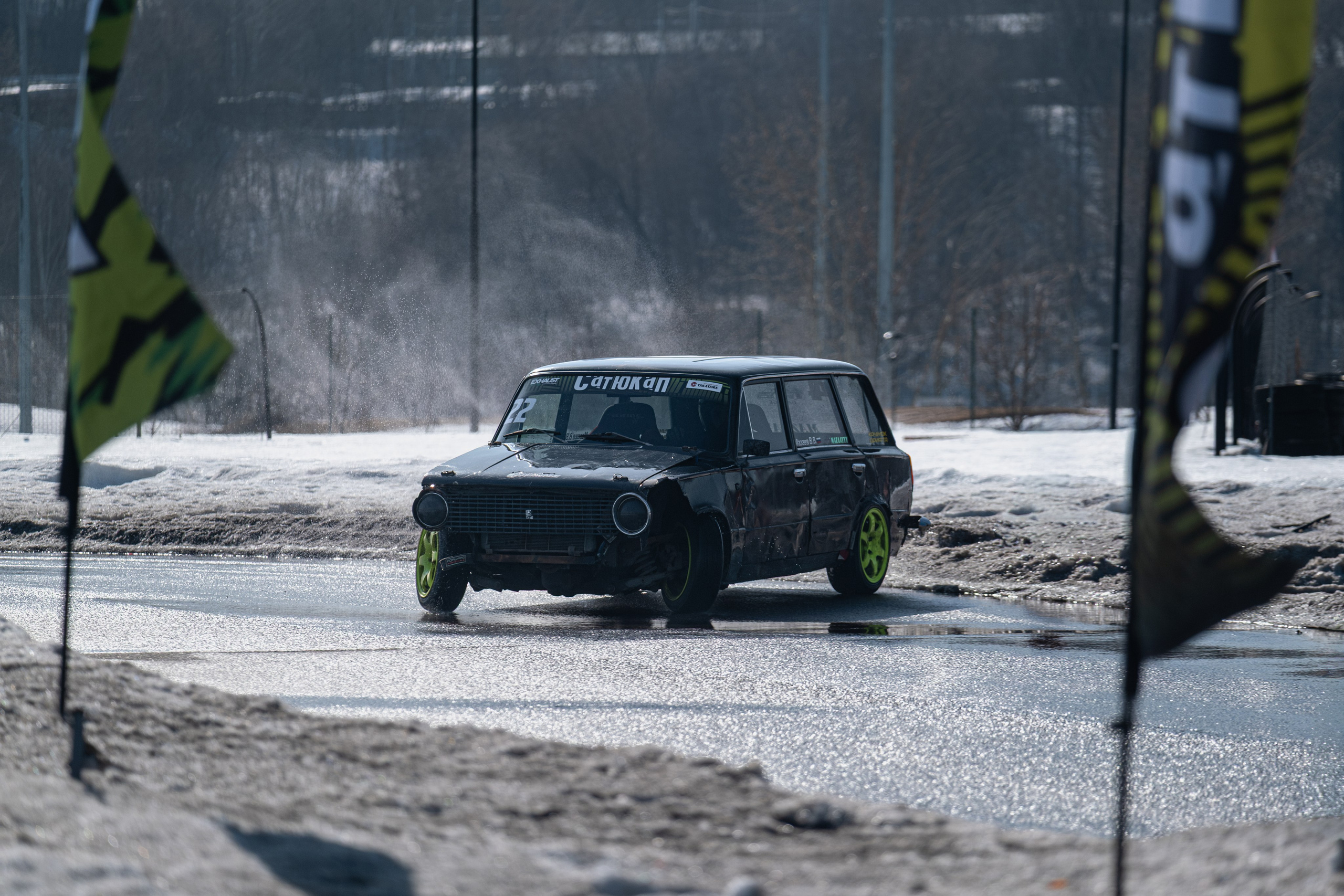 Спортивная автомобильная съемка. Malenkyia