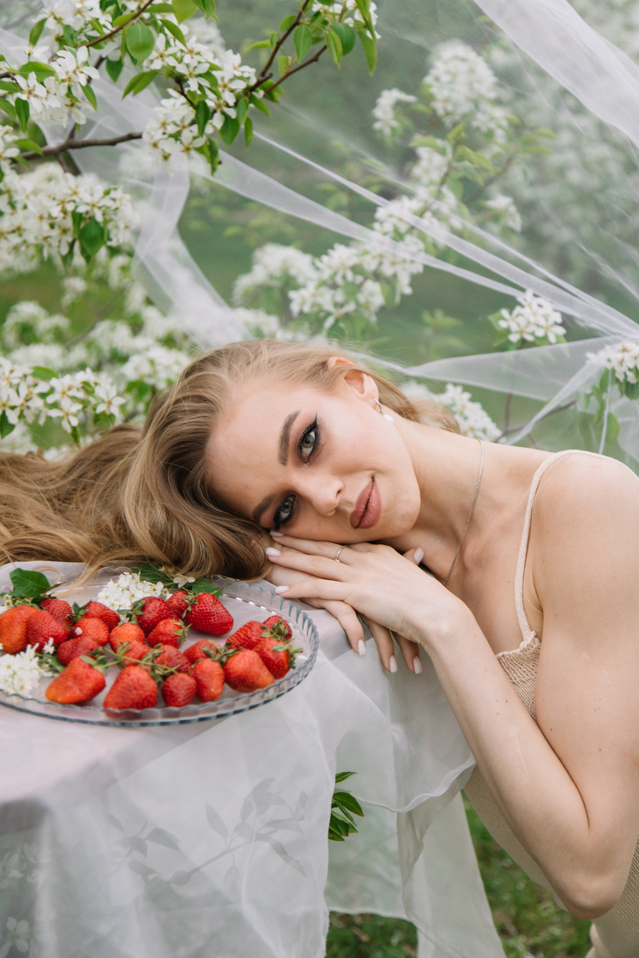 Дарья цветение. Фотограф Красноярск Алина Степанчишина