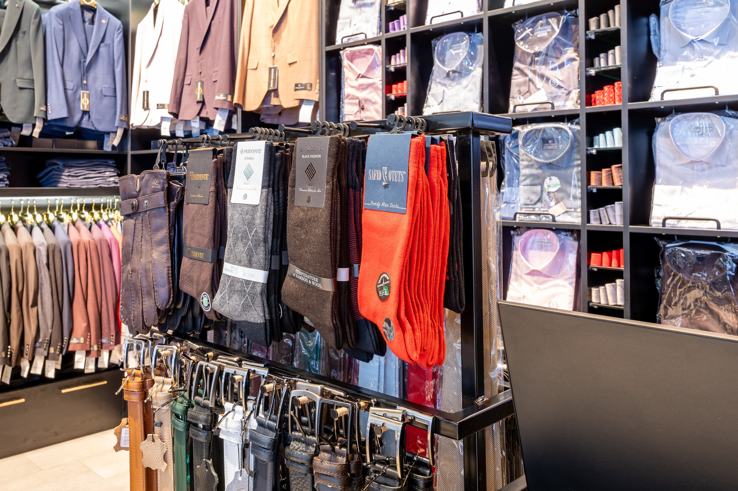 Съемка для производителя торгового оборудования в ТЦ «Ривьера». Интерьерный фотограф в Москве Сергей Чекмезов