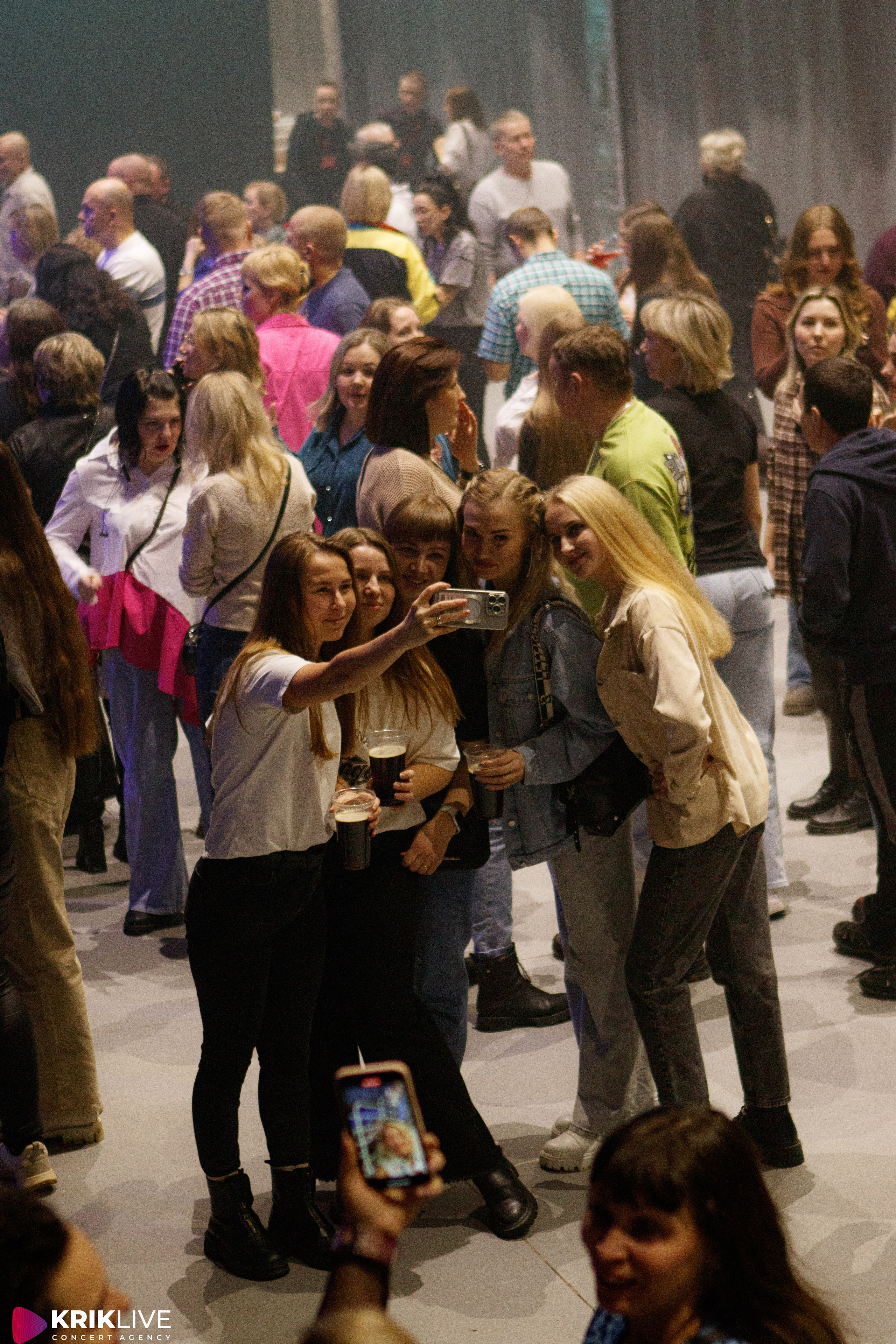 Дискач 90-х. Портретный и пейзажный фотограф Никита Павлов