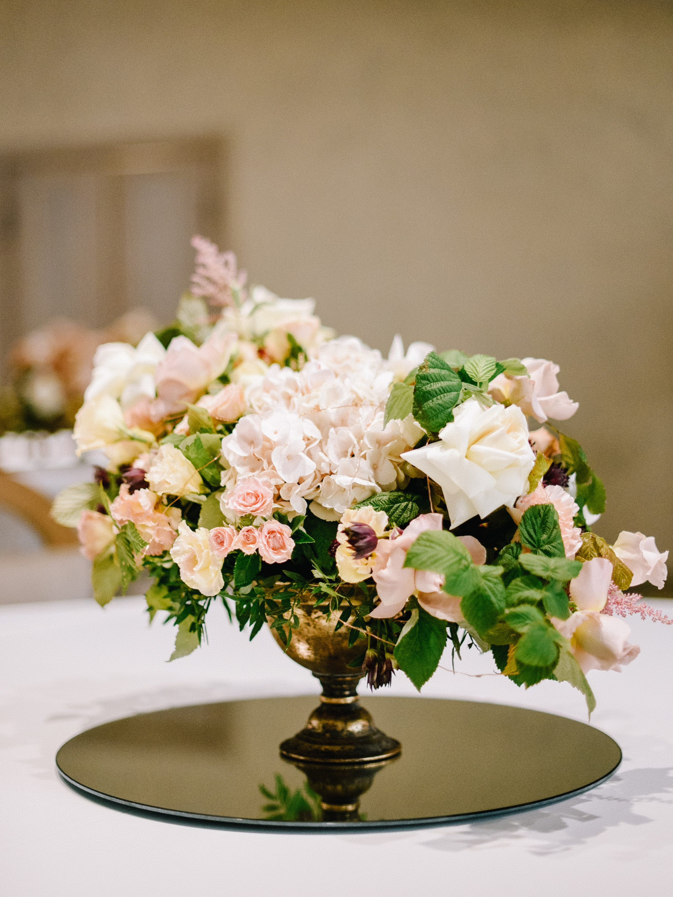 Свадьба в комплексе «Видная усадьба». Kirillova Studio — мастерская декора и событий Юли Кирилловой