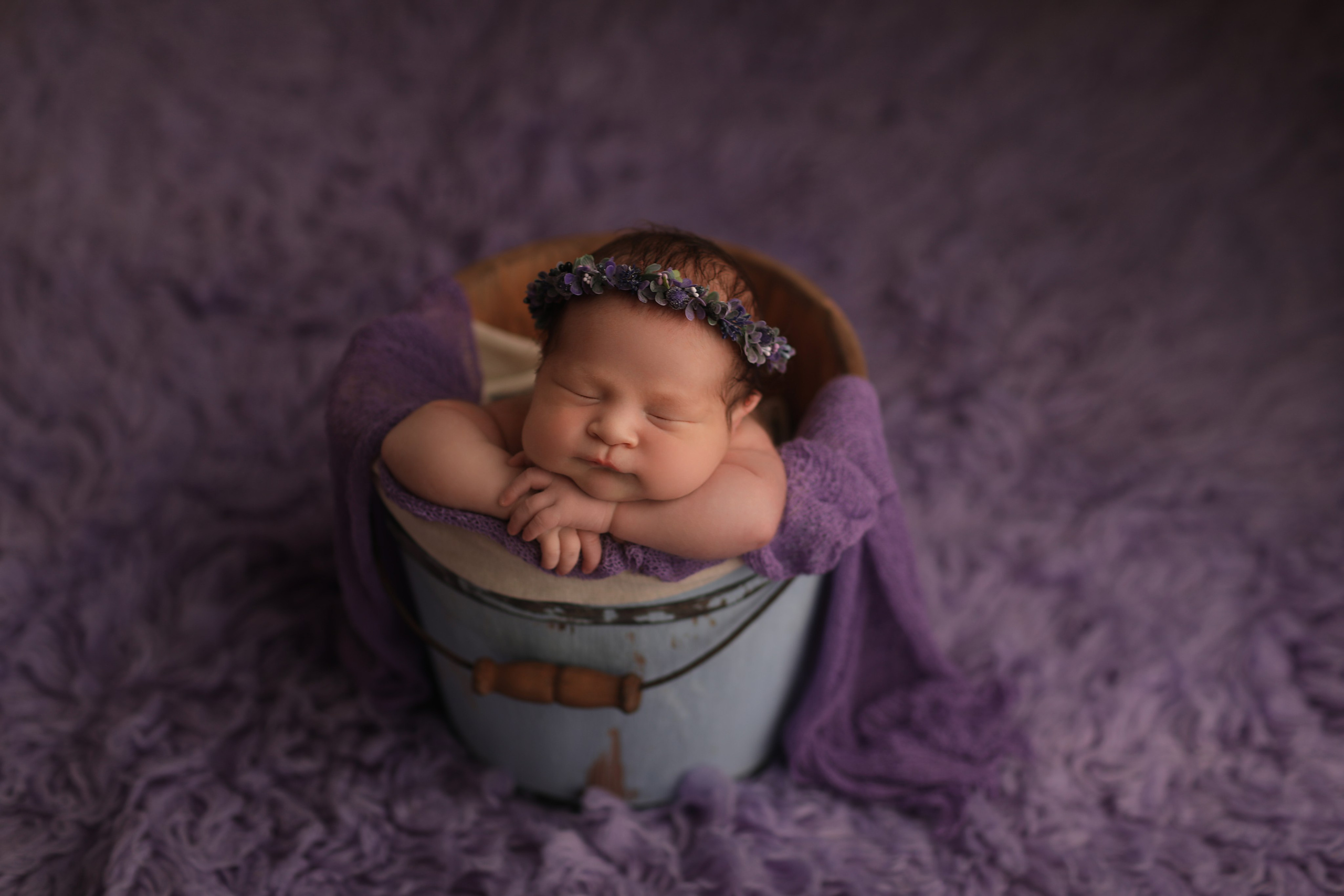 PH @anna_molodykh_newborn.almaty. Retoucher Aleksmokh