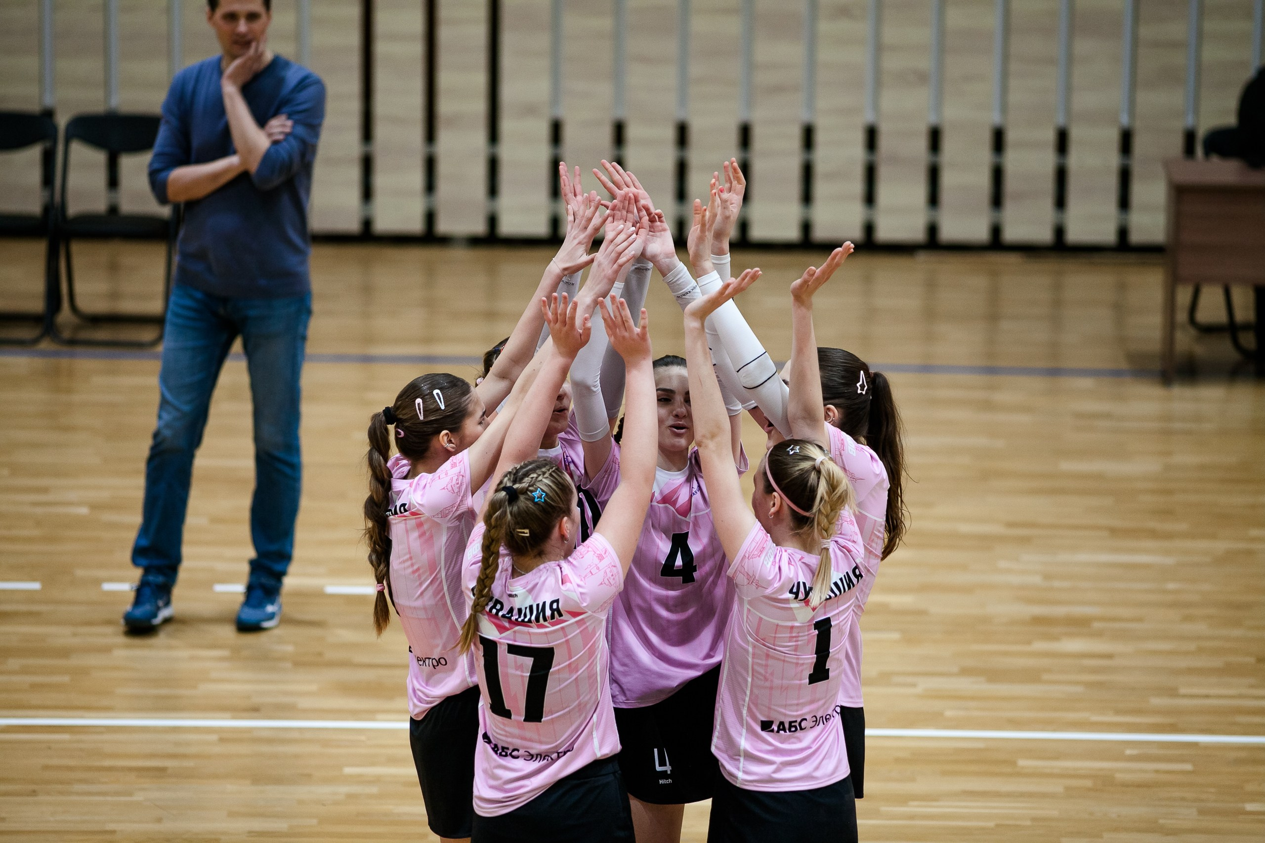 СШ11 — Искра / 1 игра. Фотография