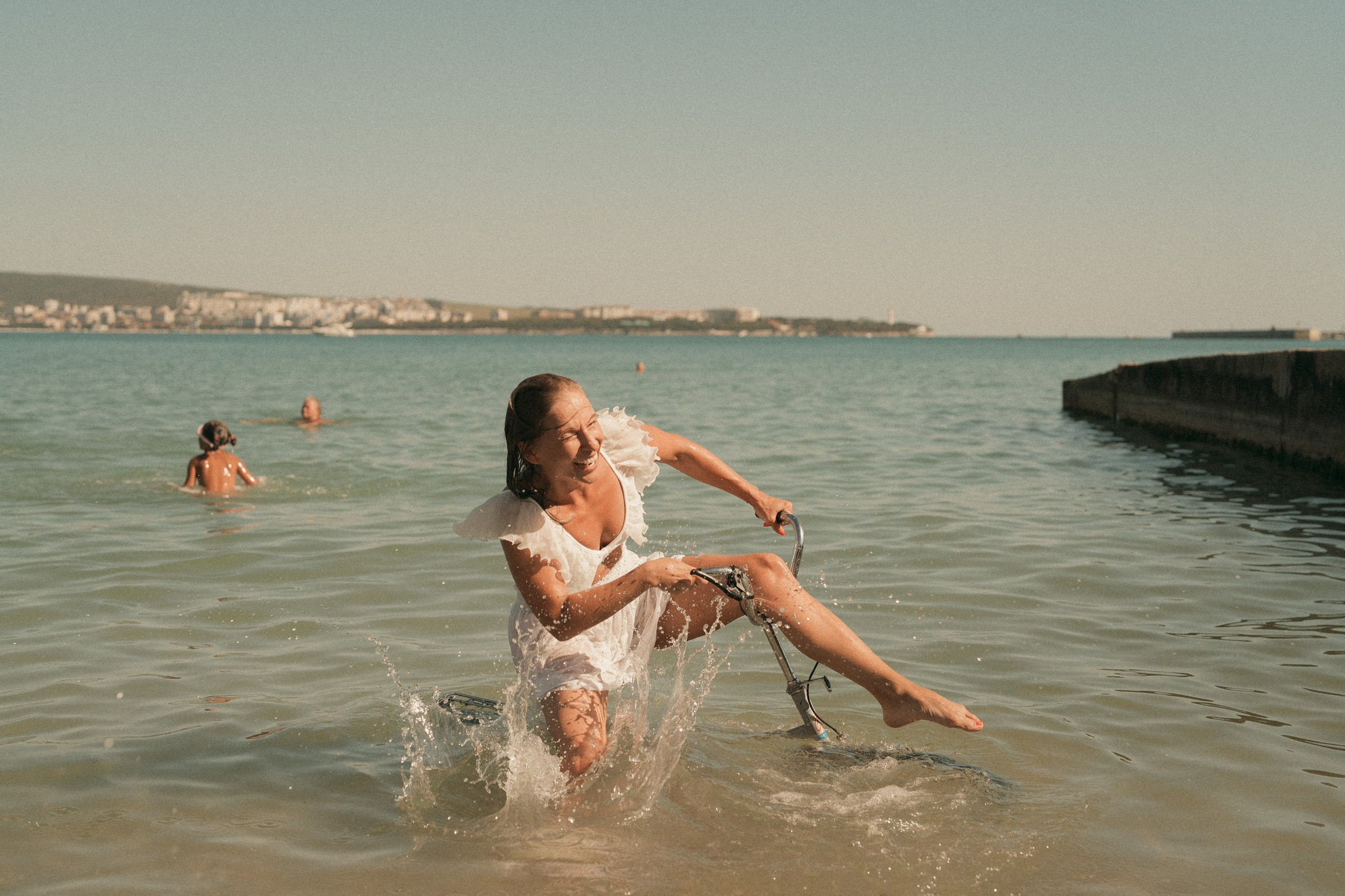 Брызги и визги