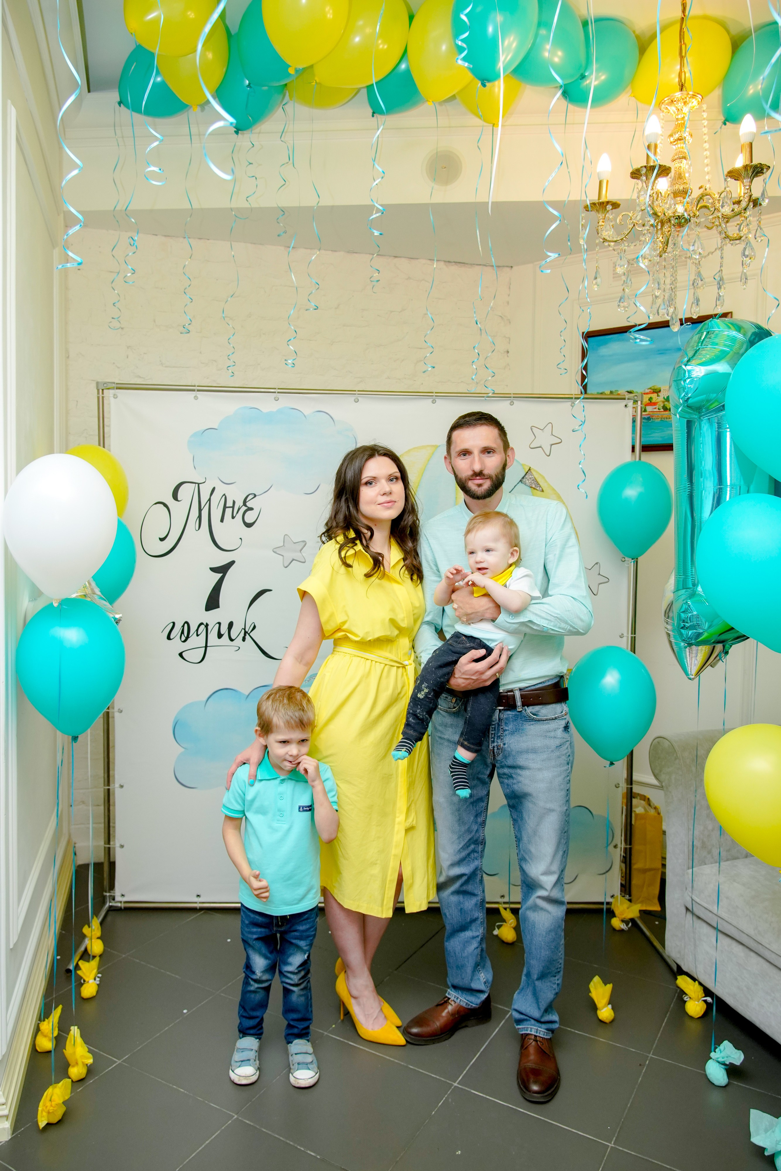 1 год)). Max Matvich and Victoria Basova are professionals in their field