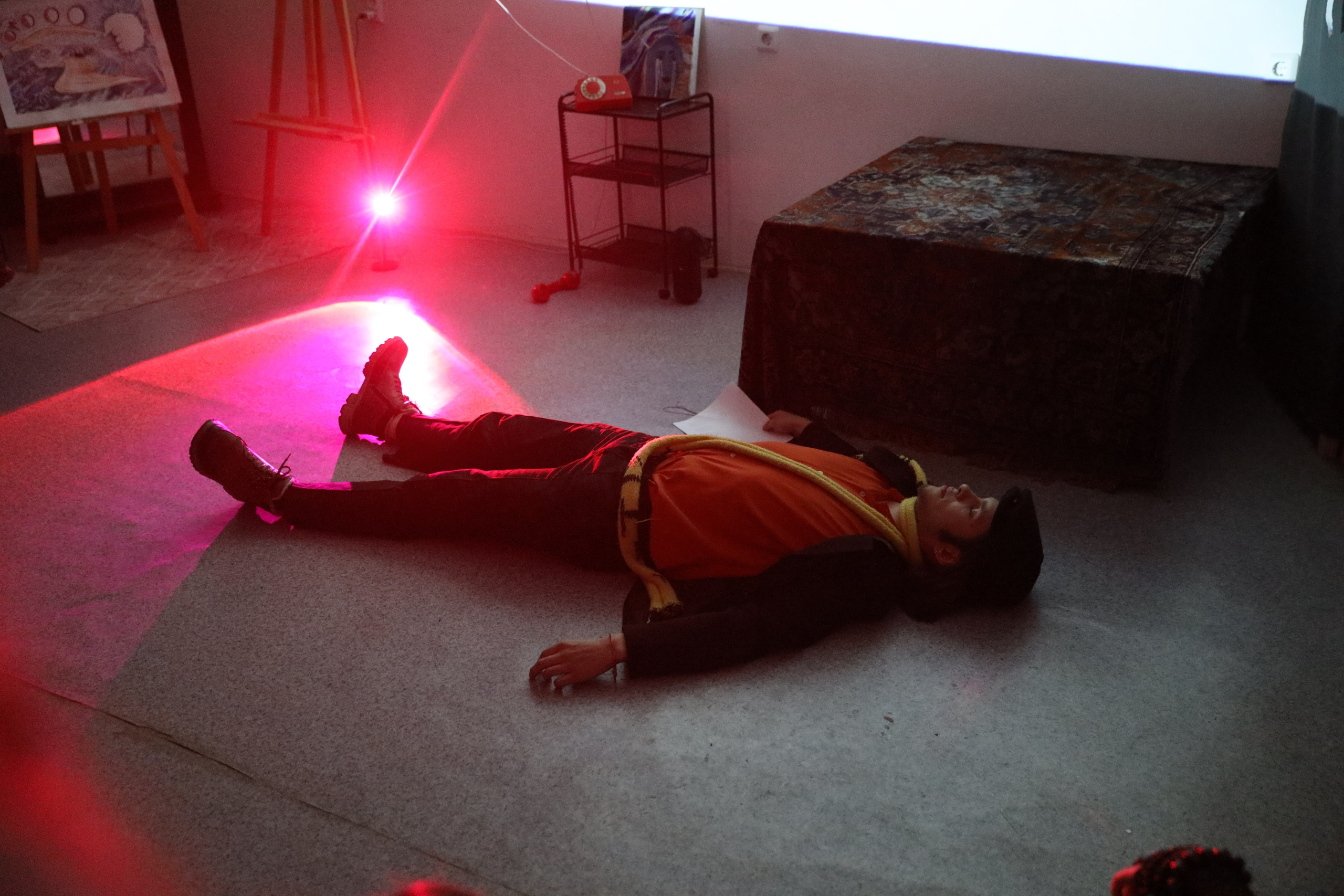 Выставка-перформанс. Творческое пространство в Санкт-Петербурге