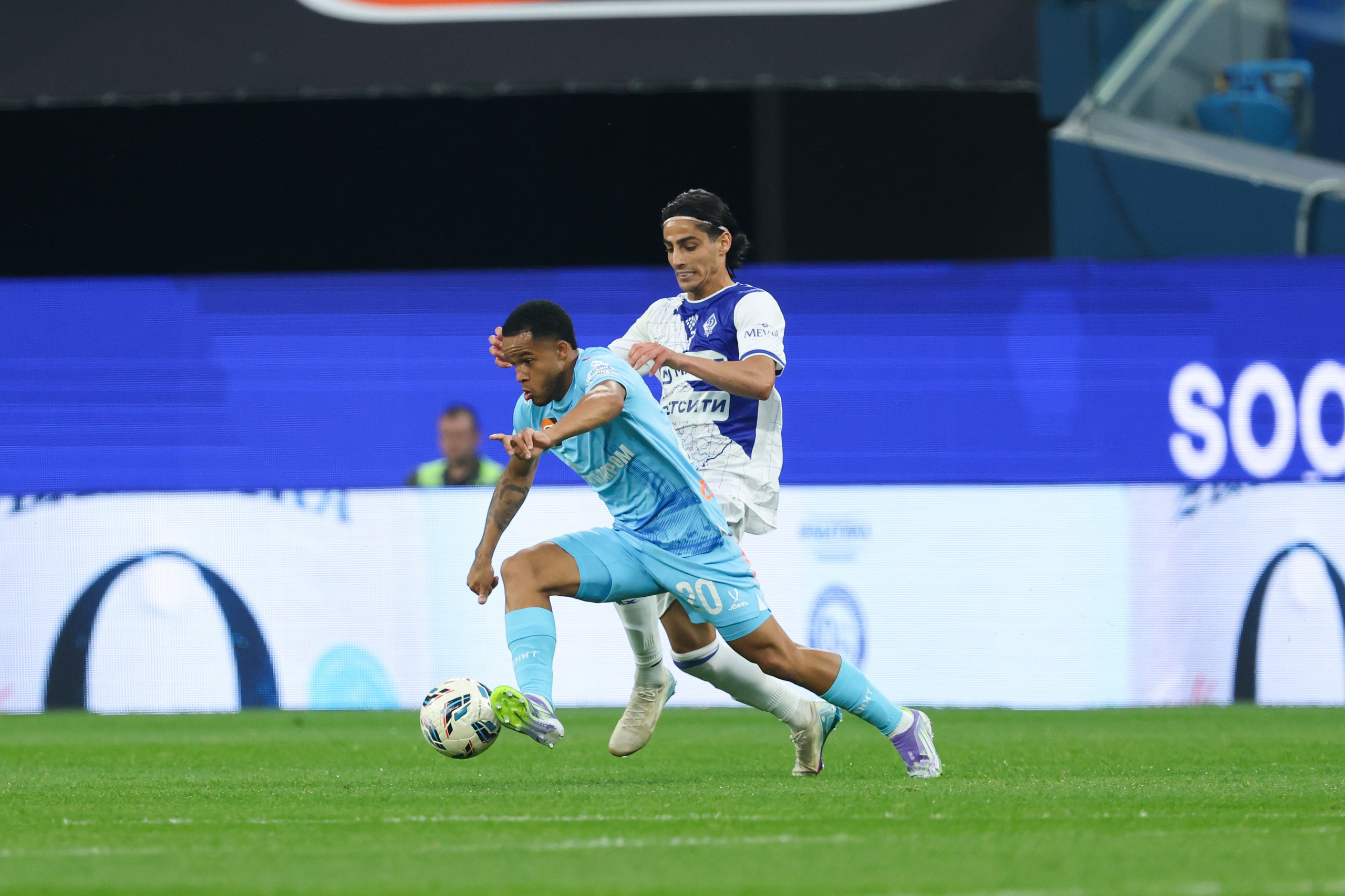 ФК «Зенит» — ФК «Динамо» Махачкала 23.08.2025. Спортивный и репортажный фотограф Антон Тереханов