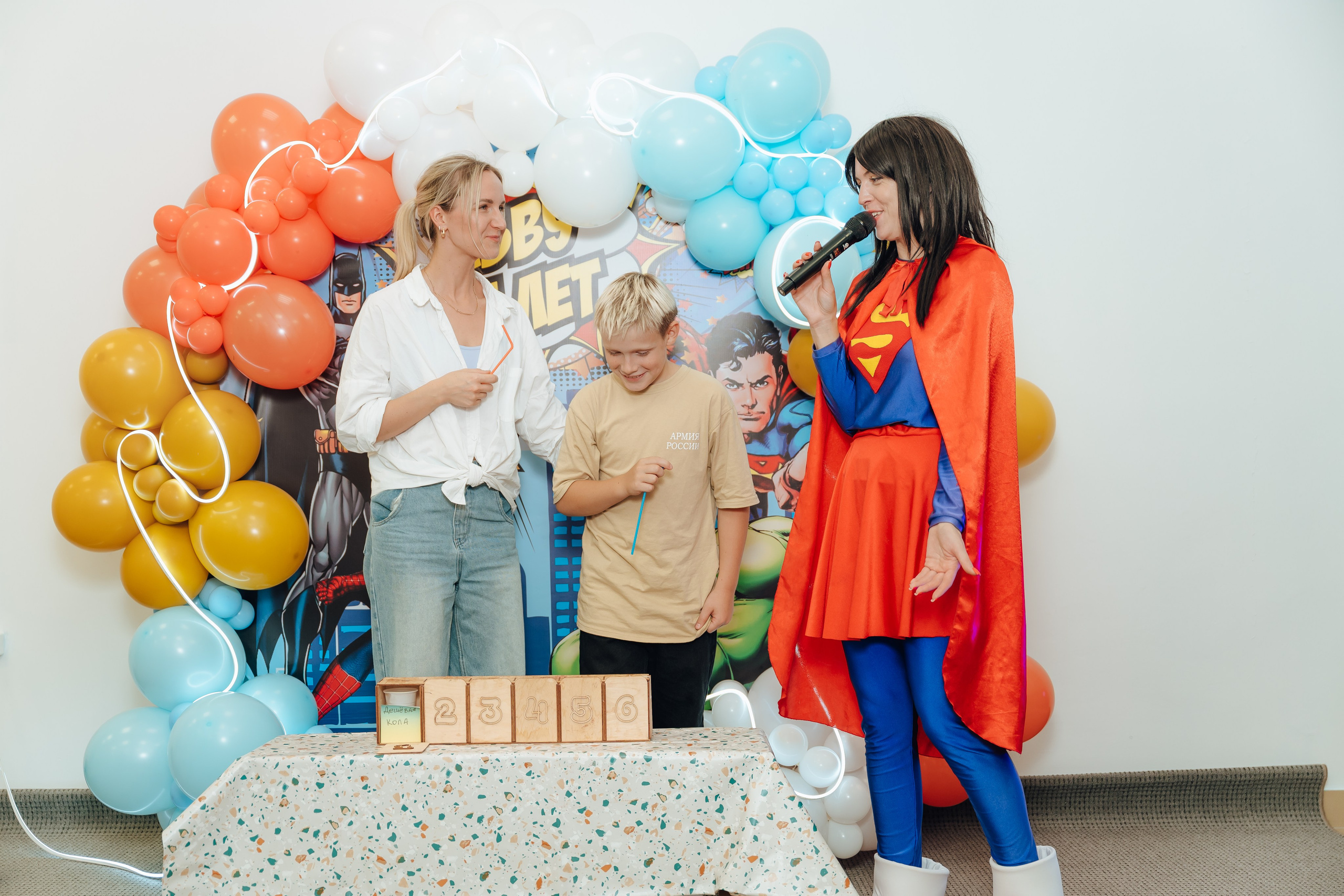 Праздник Льва в Мультифокс. Детский и семейный фотограф Катерина Мишина