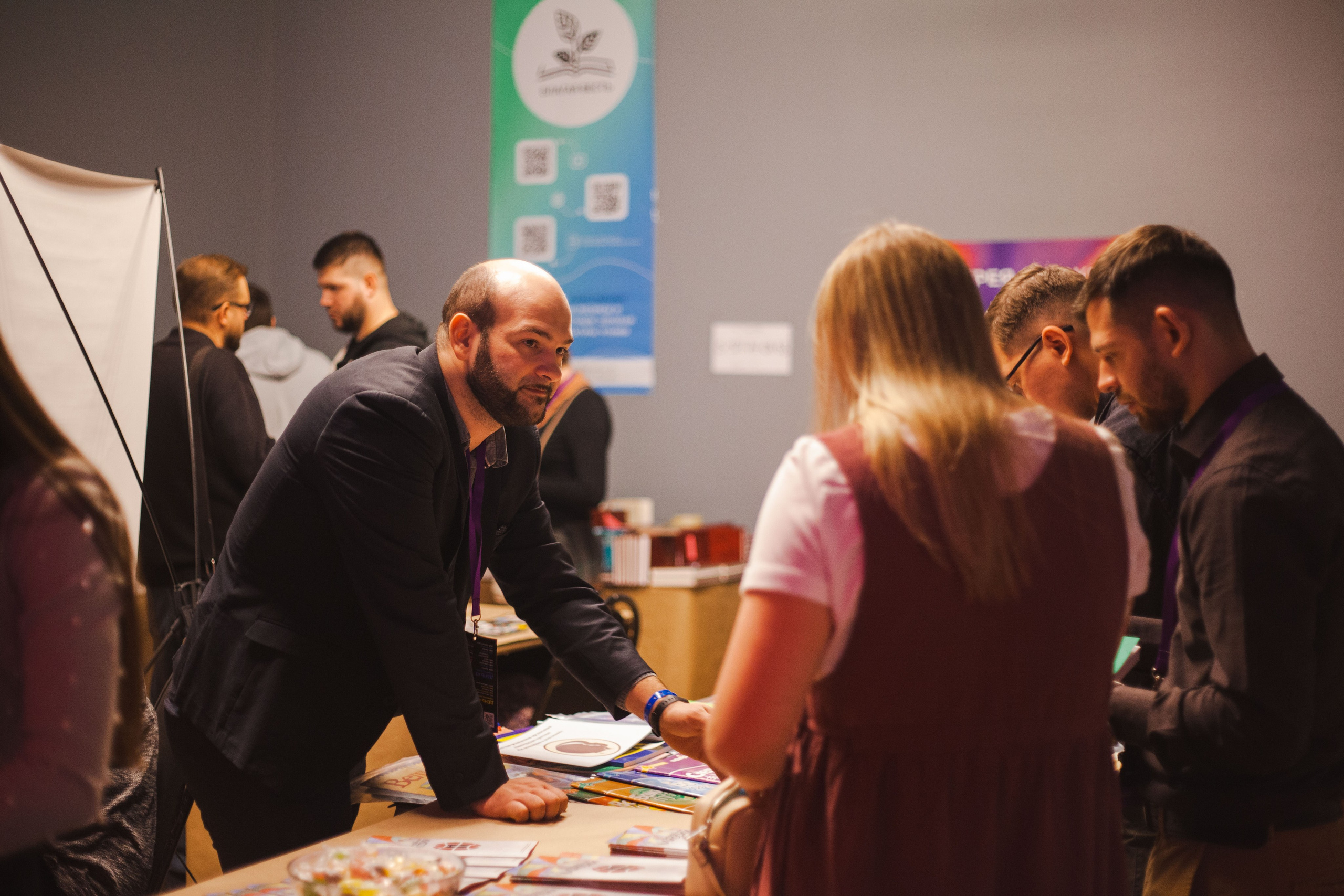 Конференция. Фотограф-ретушер