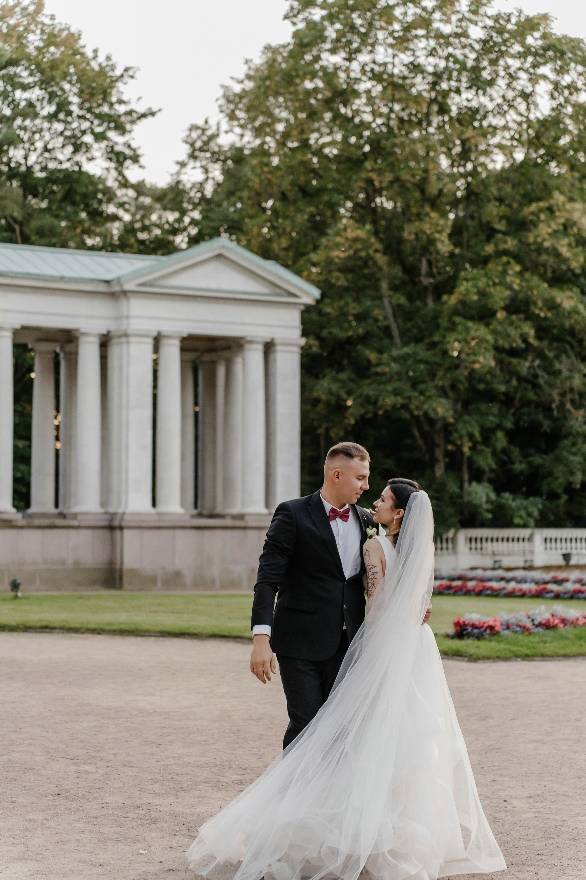 Свадьба в усадьбе Архангельское. Свадебный и семейный фотограф в Москве Светлана Зоткина