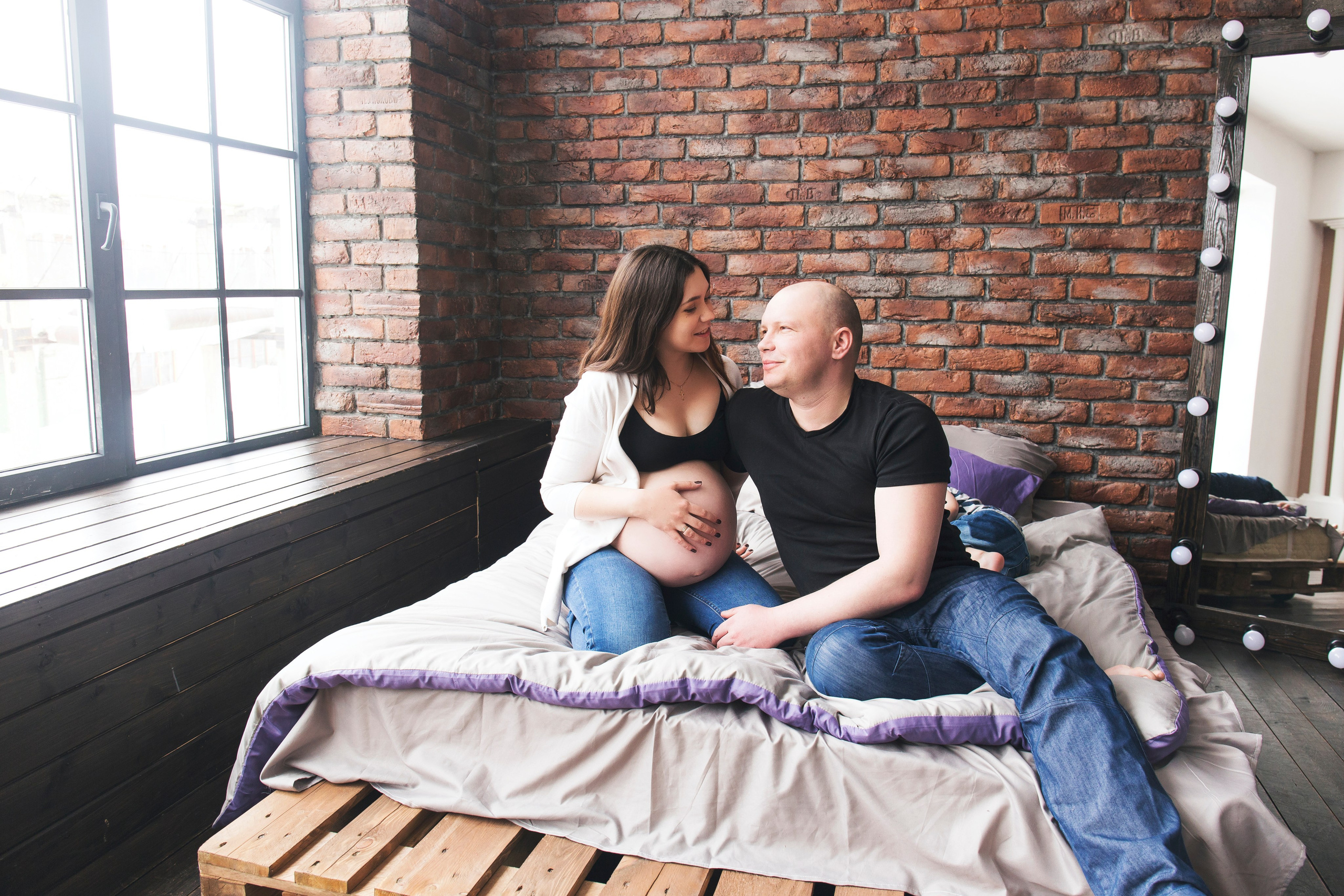 Съемка беременности в студии. Фотограф новорожденных и детский в Сергиевом Посаде Кругликова Юлия