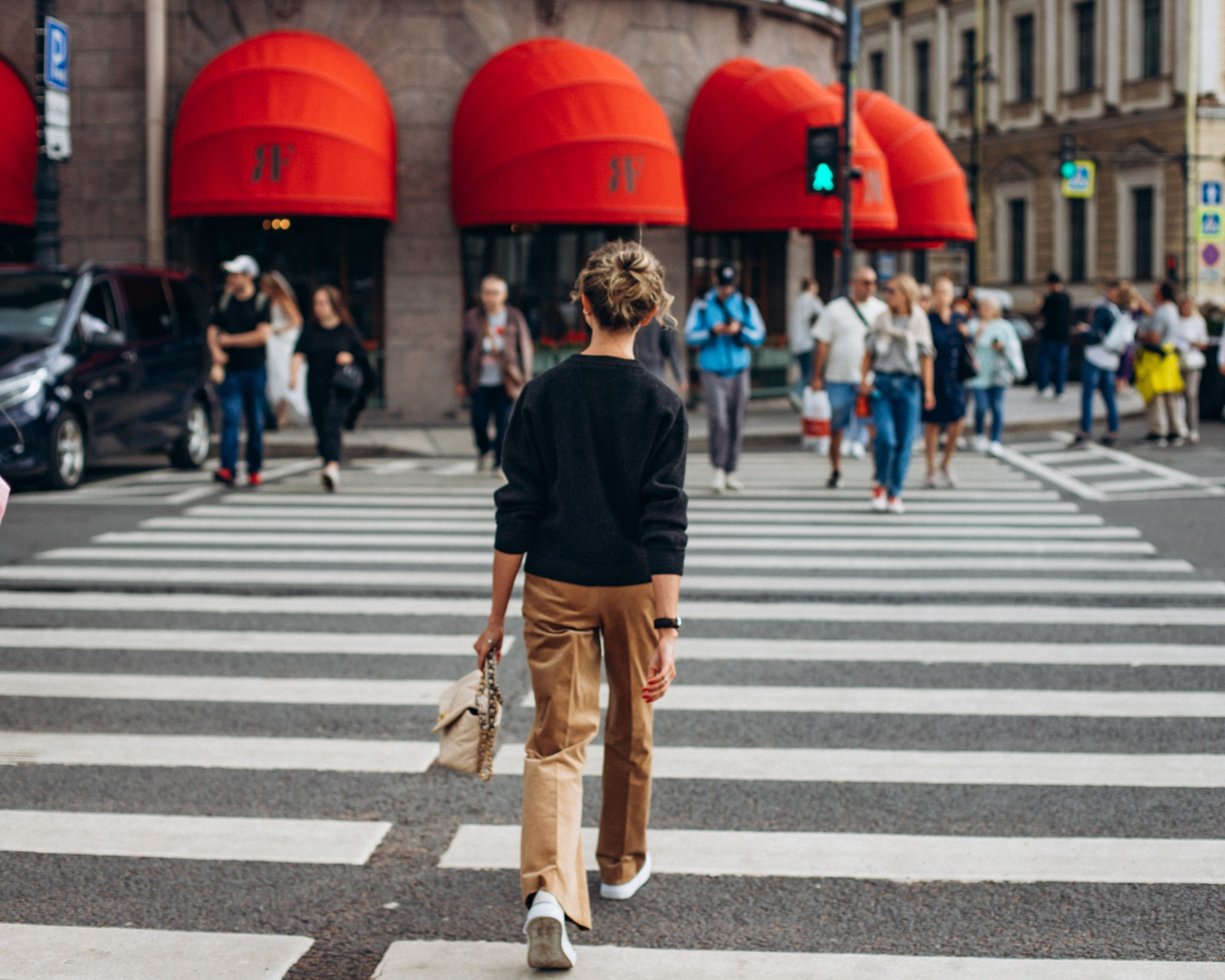 Татьяна в августе. Фотопрогулка в Петербурге. Индивидуальный и семейный фотограф в Санкт-Петербурге