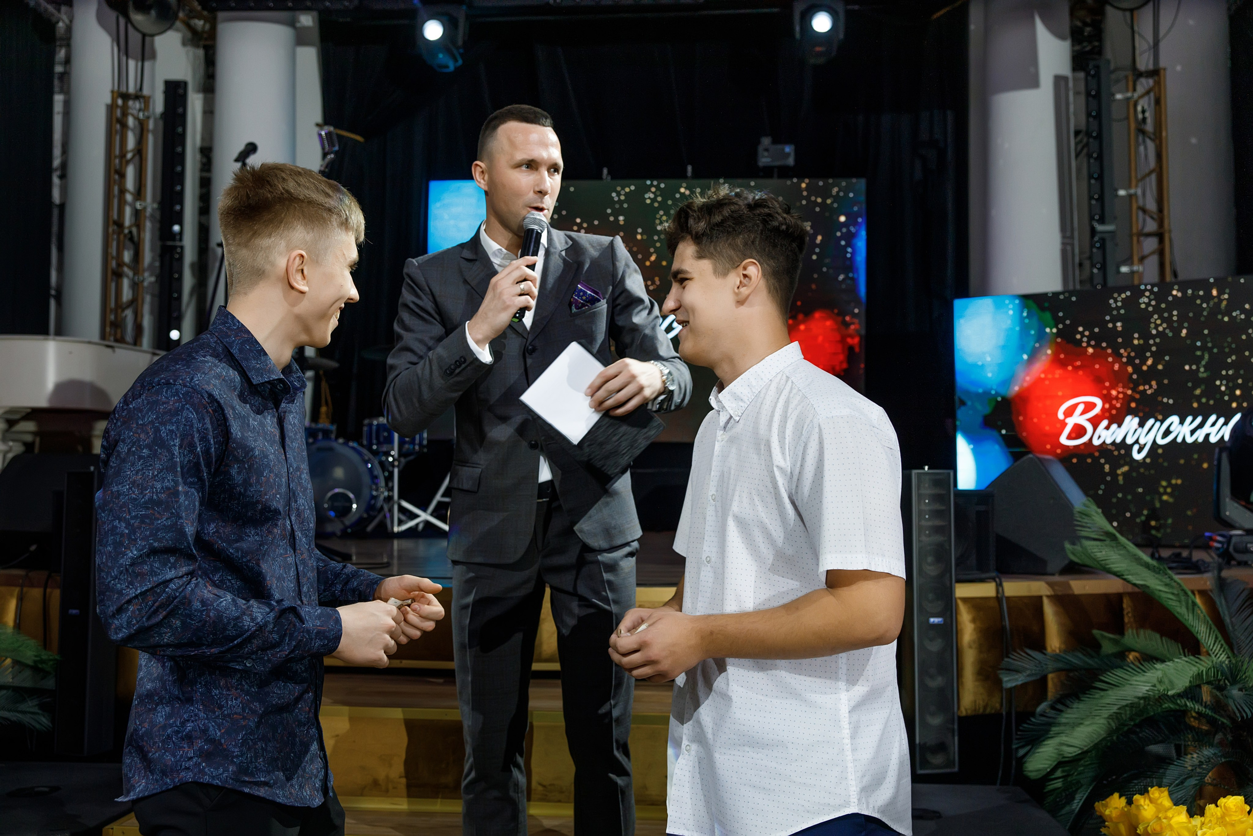 Выпускной, 11А. Татьяна Мирзоян