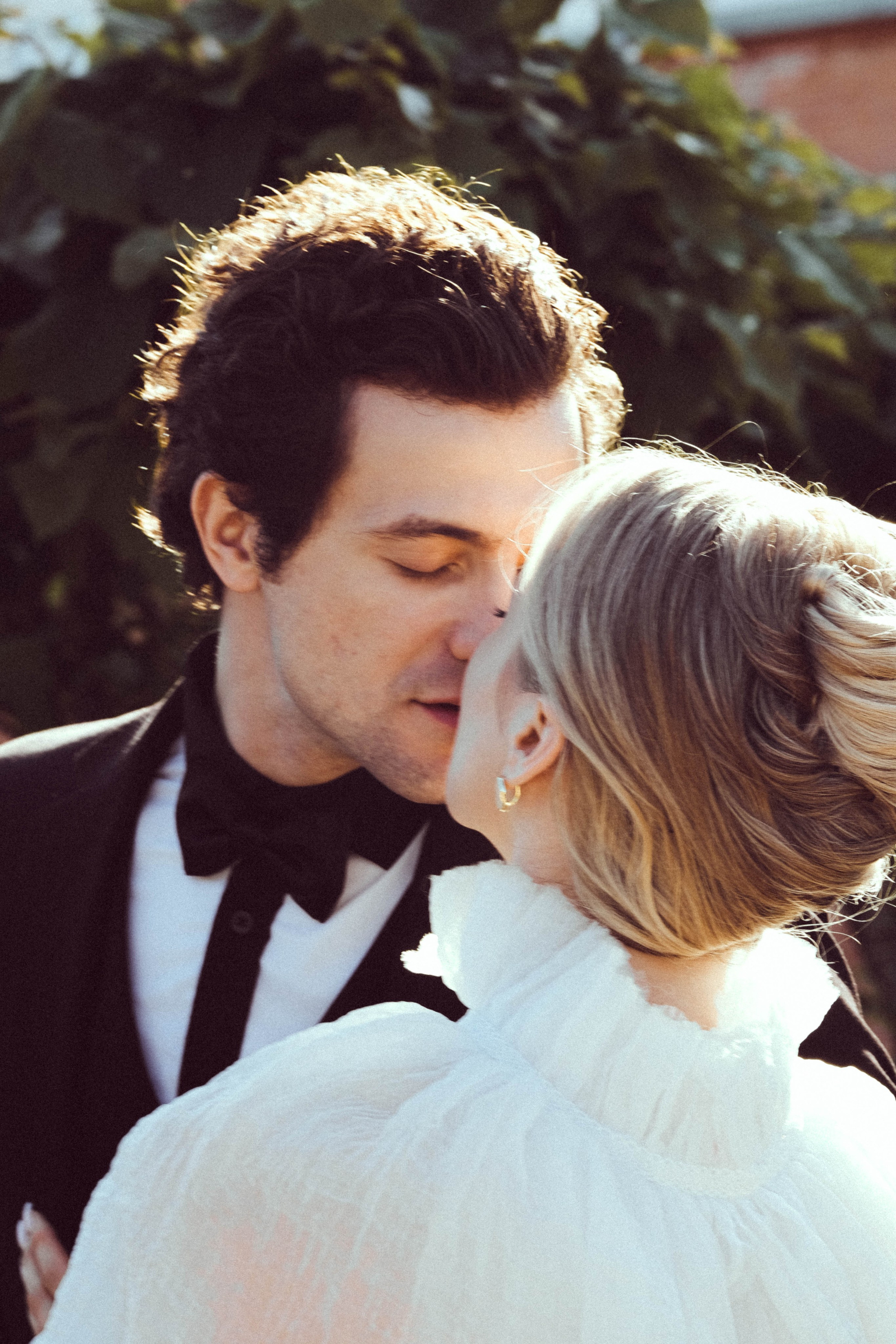 СВАДЕБНАЯ СЬЕМКА В ПАРКЕ ОРАНИЕНБАУМ. Профессиональный фотограф, Санкт-Петербург — Виктория Богомолова