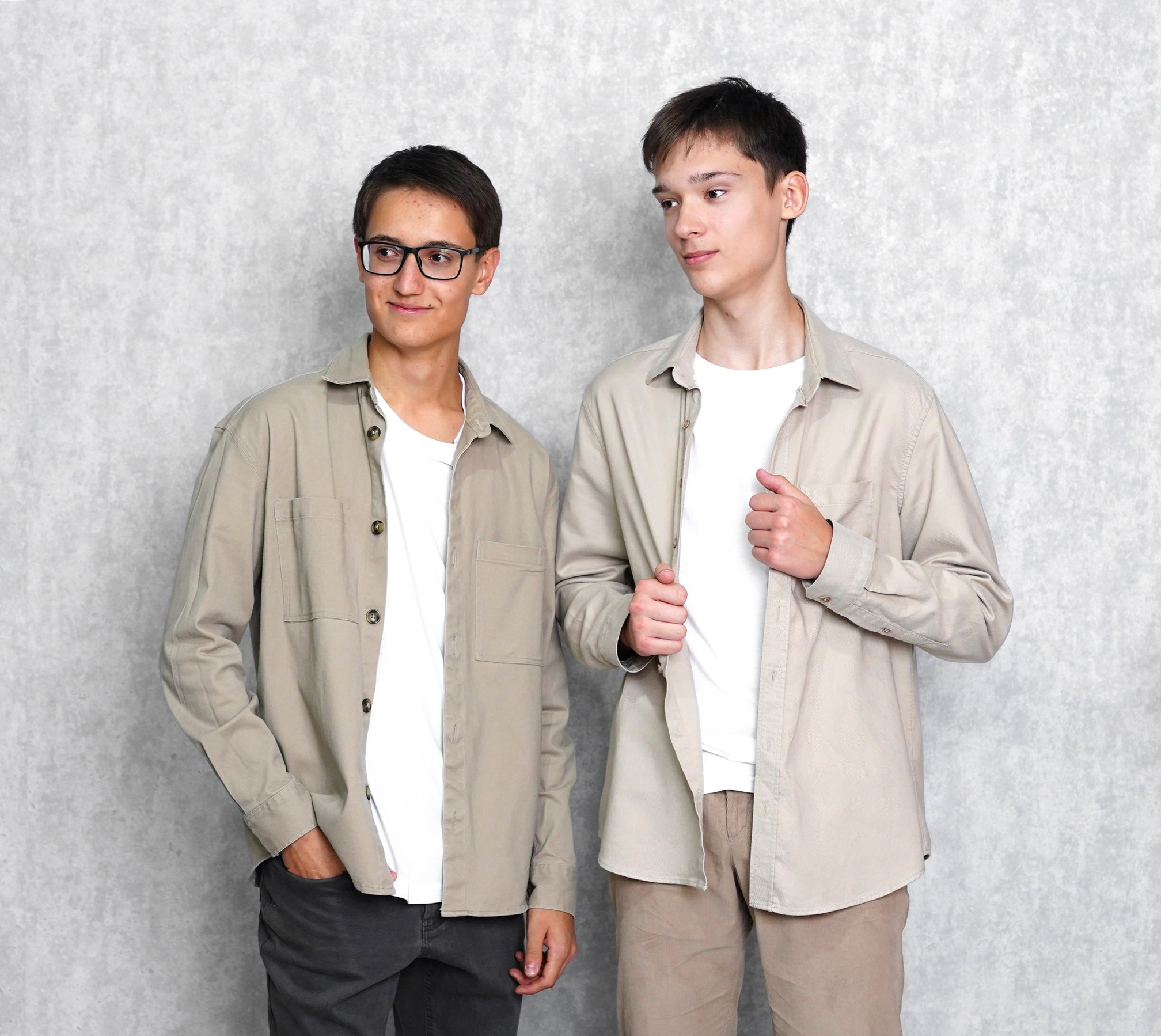 Образы. MEMENTO.Выпускные альбомы, школьные, юбилейные и другие книги. Ростов-на-Дону