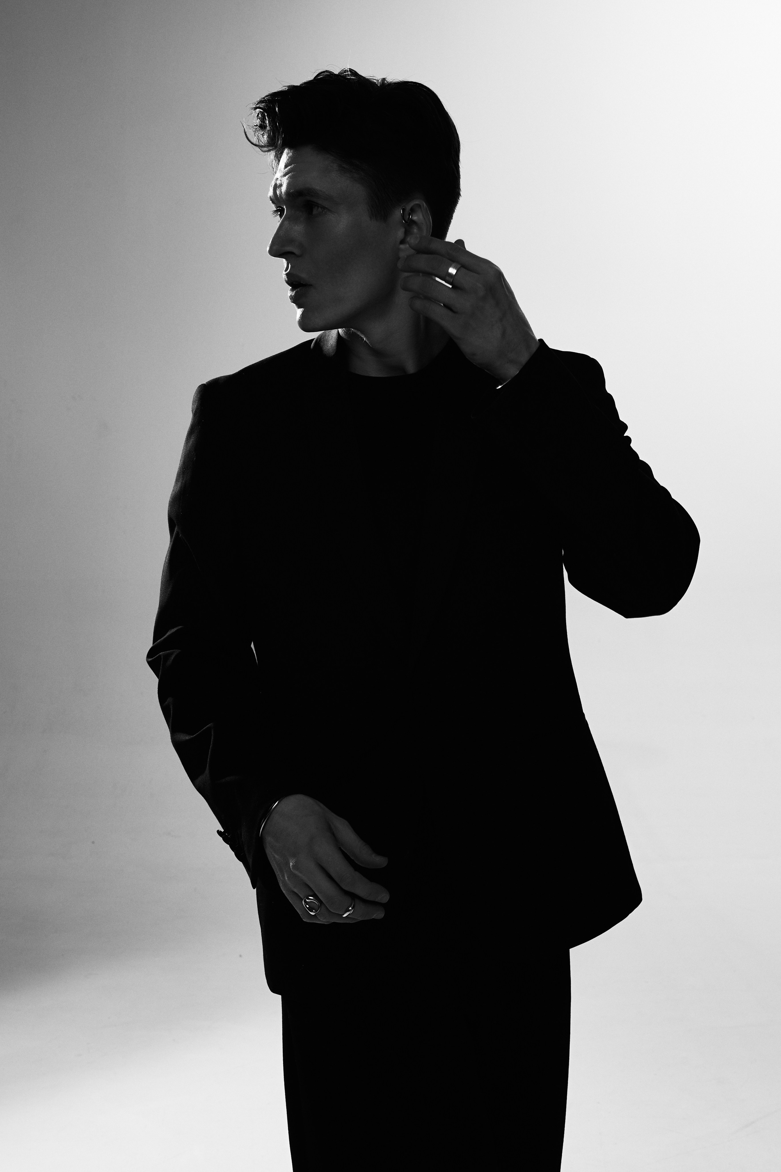 Alexander. Фэшн-фотография и портреты в Владивостоке. Превращаю съёмку в повествование — создаю образы с сюжетом, которые остаются в памяти